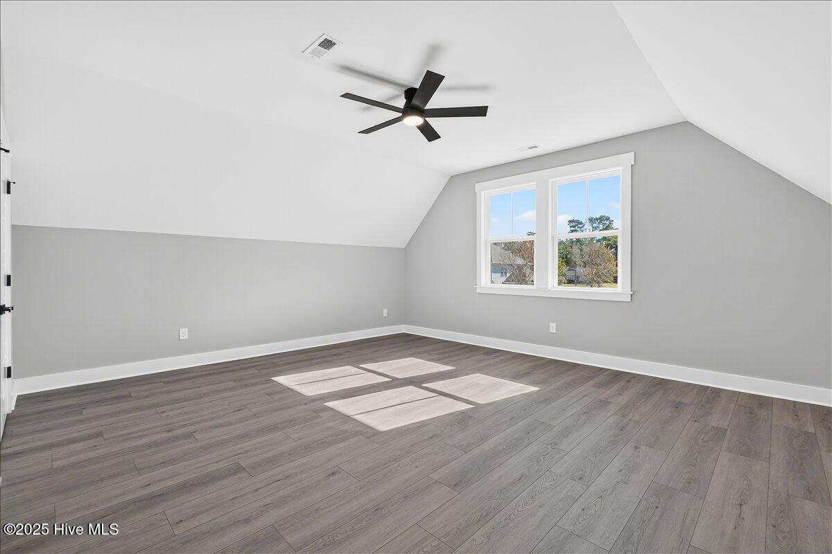 100541548 | Photo 69