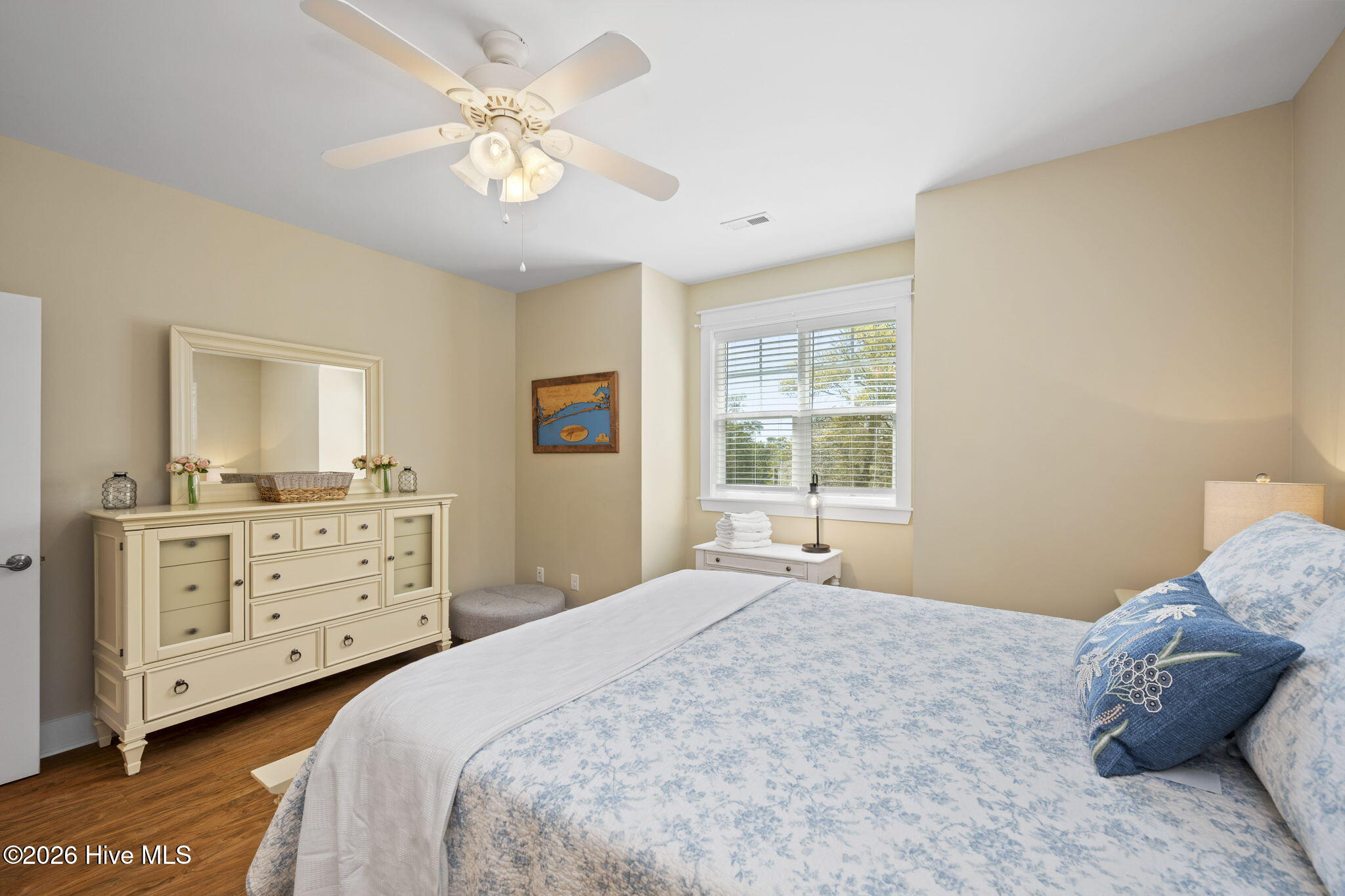 100565691 | Photo 20