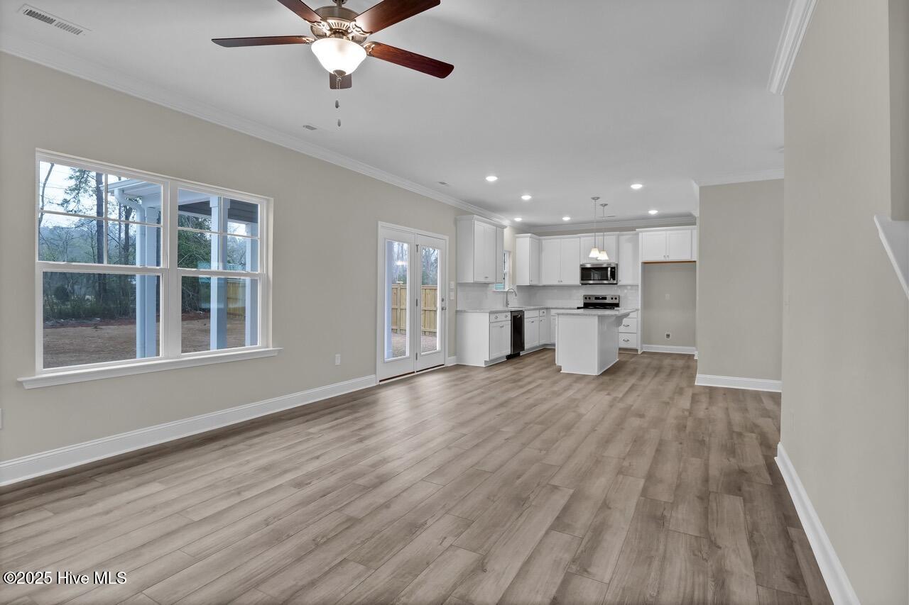 100543340 | Photo 27