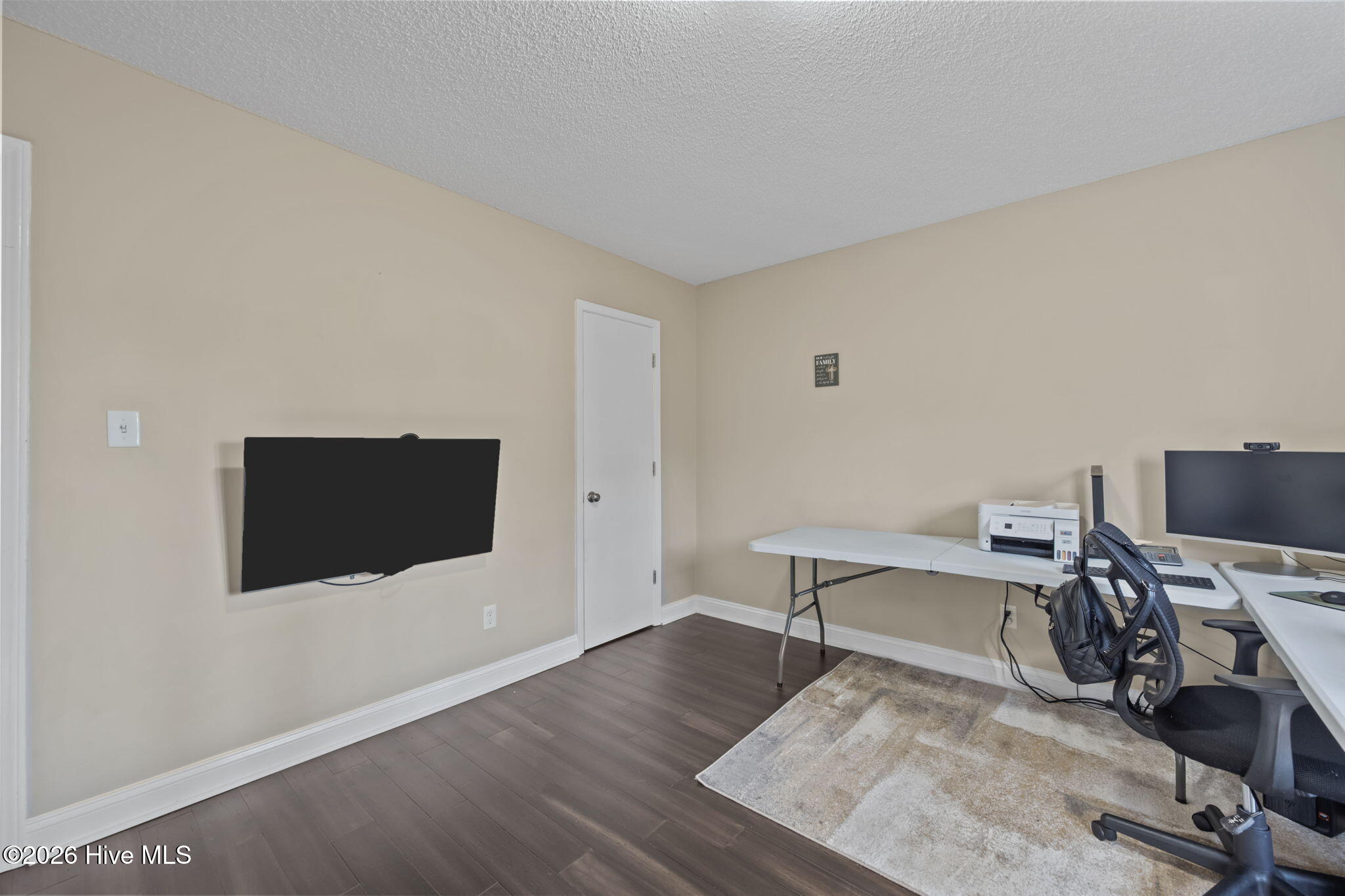 100548393 | Photo 28