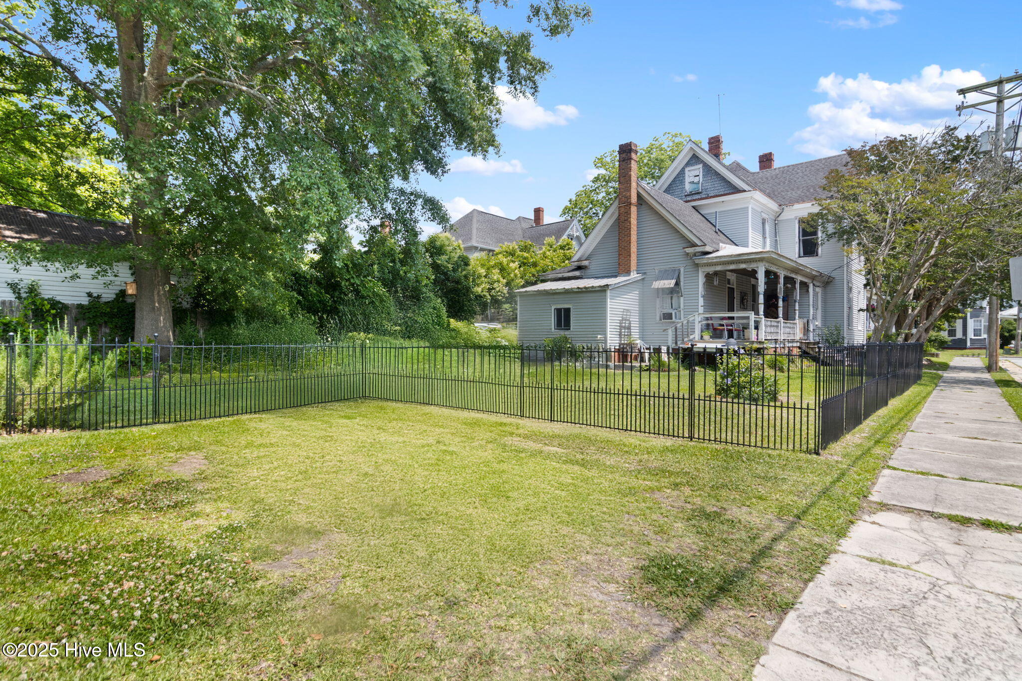 Homes for sale in Elizabeth City, NC | 601 N Road St, Elizabeth City, NC 27909 | MLS# 100512448