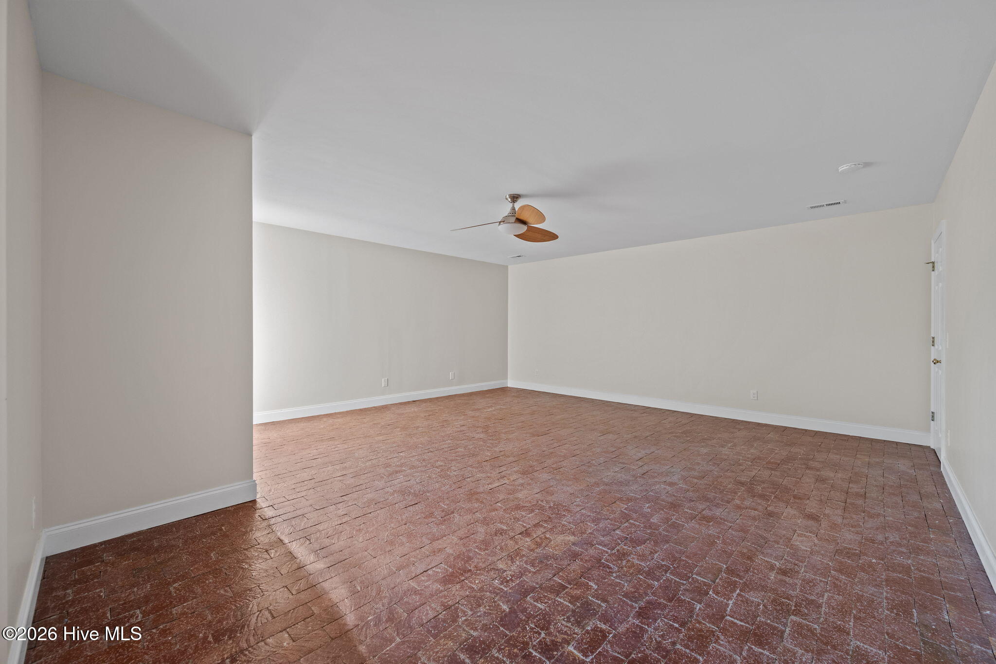 106 Dolphin Drive, Hampstead, NC 28443 Listing Photo  40