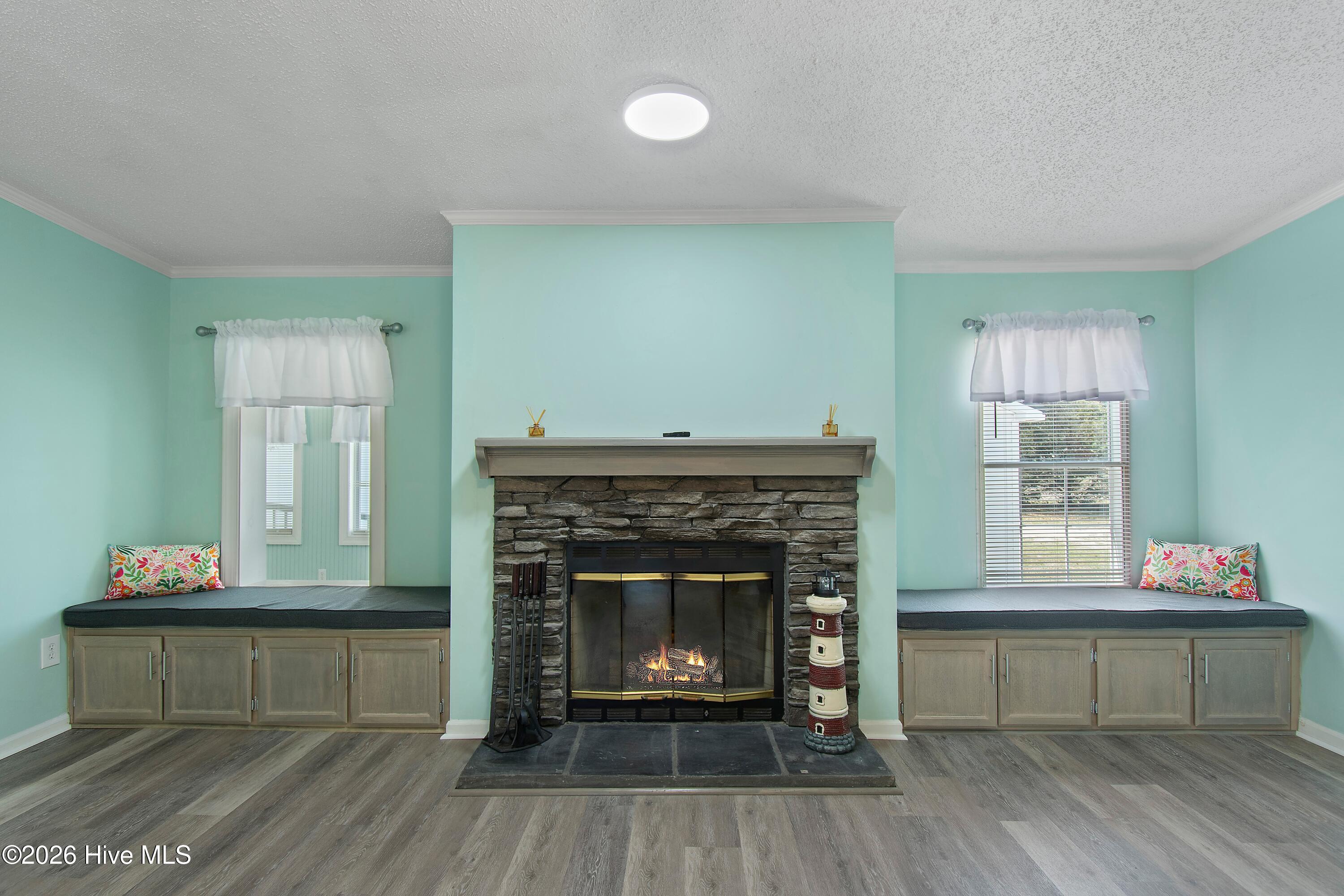 100566223 | Photo 17