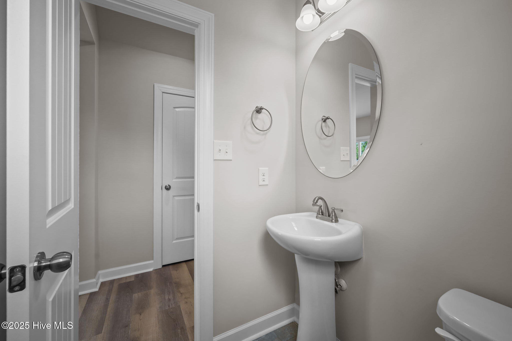 100504160 | Photo 15