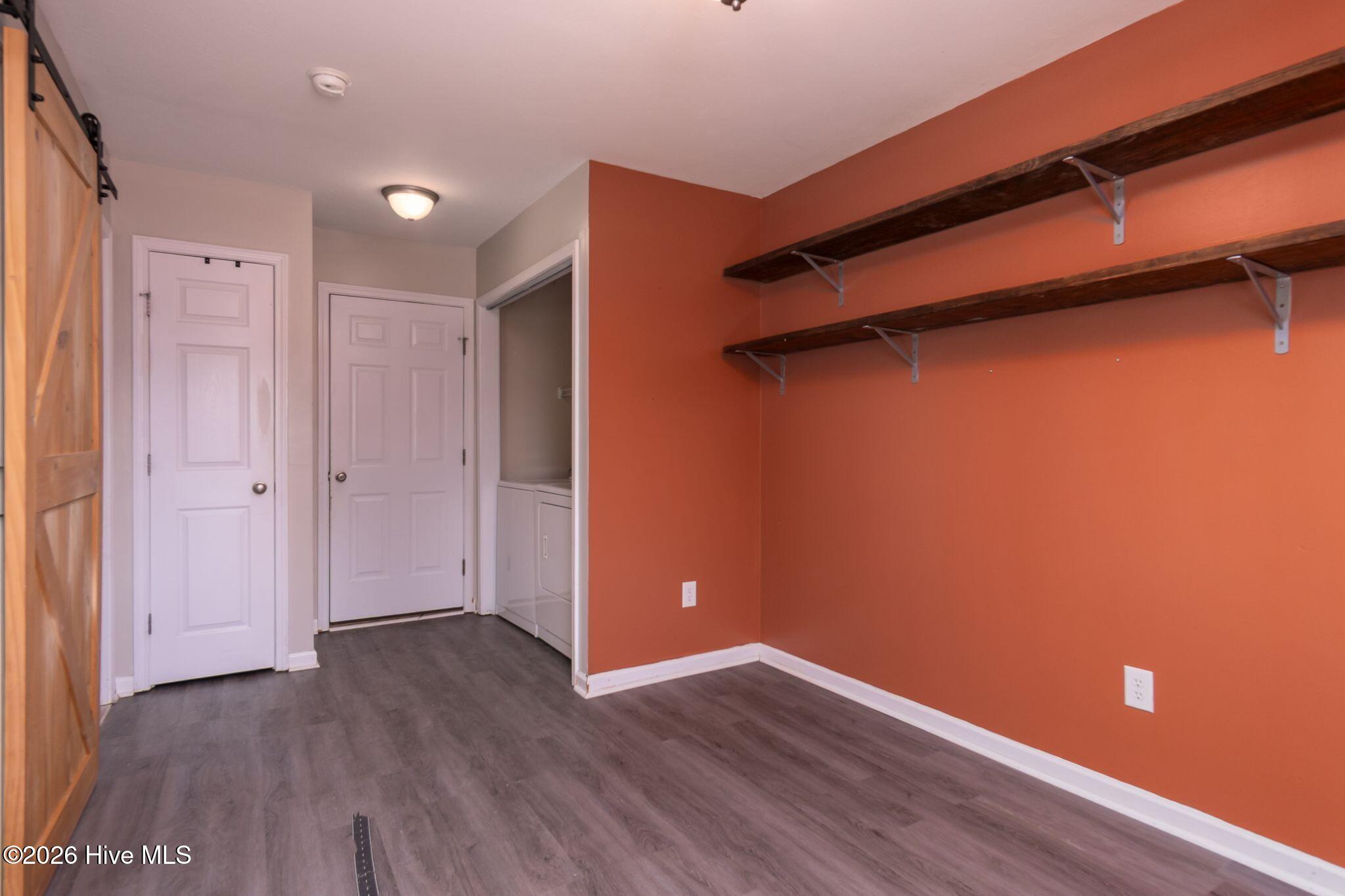 100569961 | Photo 21