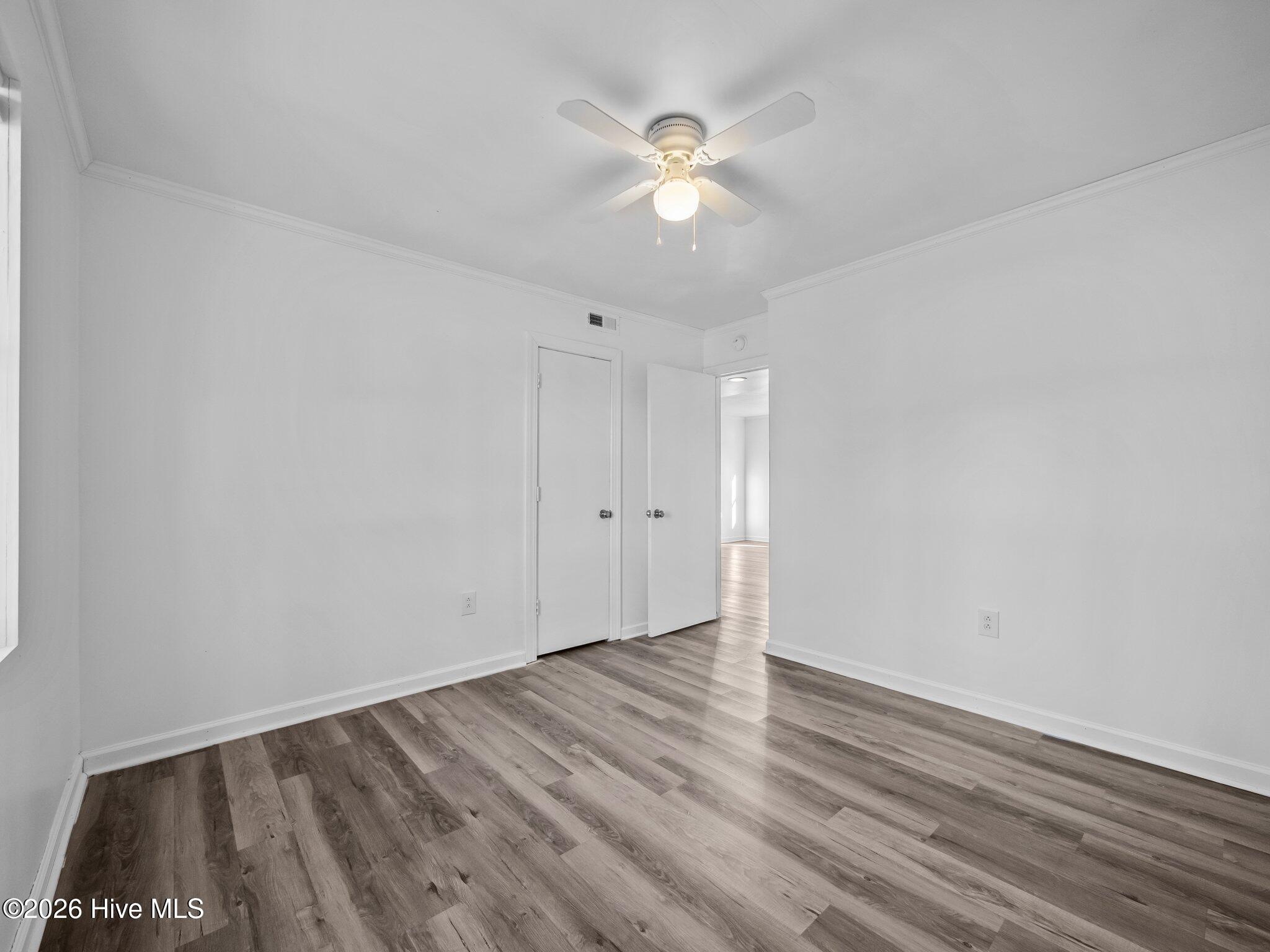 100560116 | Photo 13