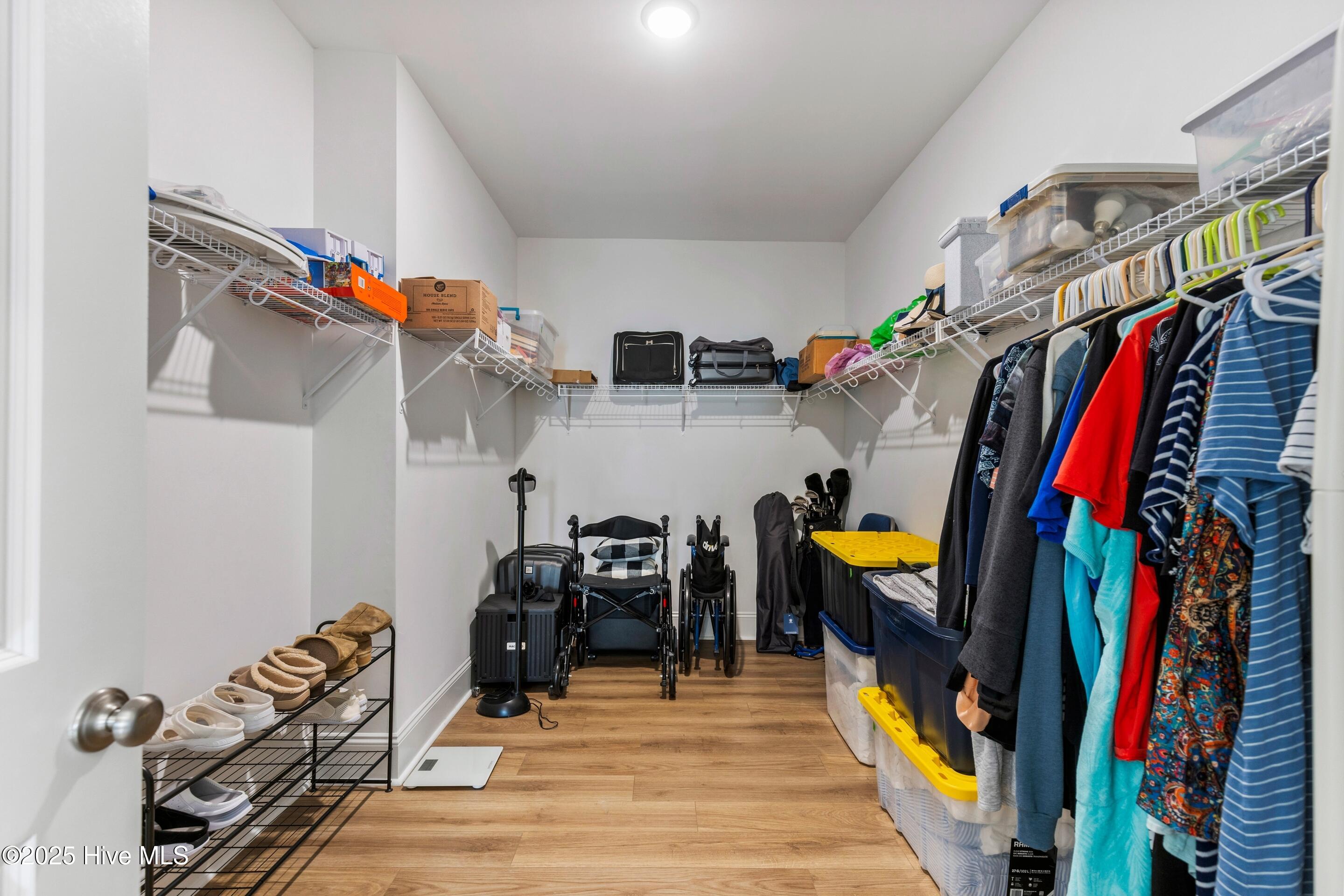 100554494 | Photo 21