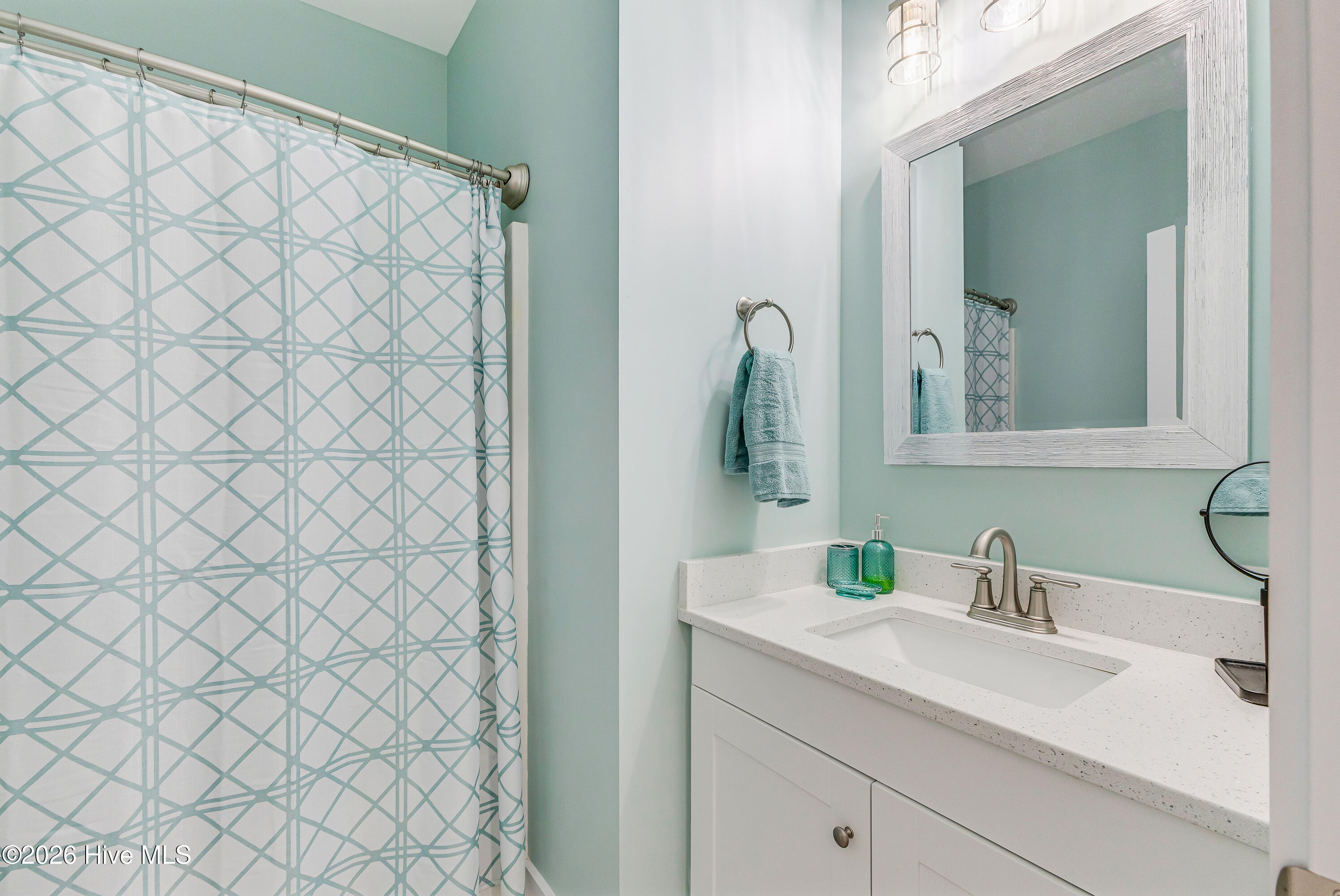 100555822 | Photo 26