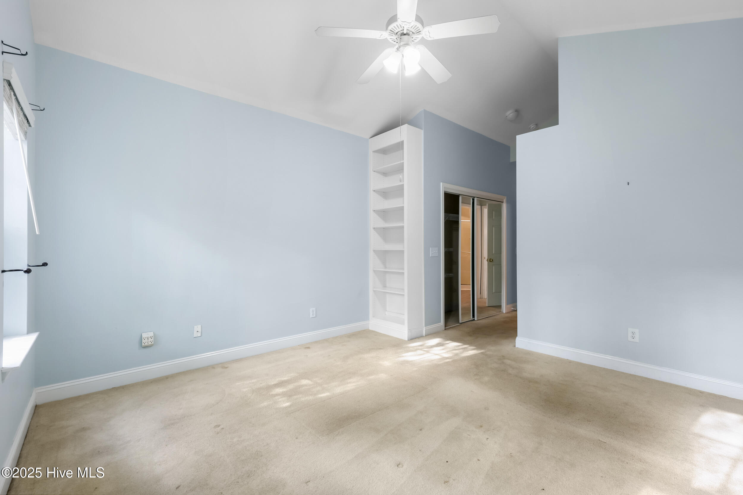 100544291 | Photo 18