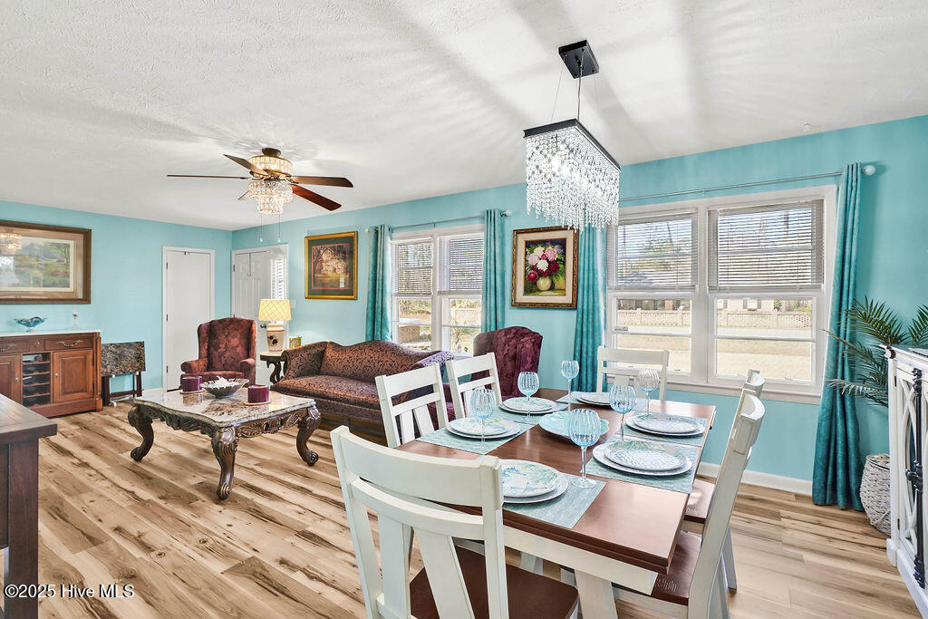 100493366 | Photo 11