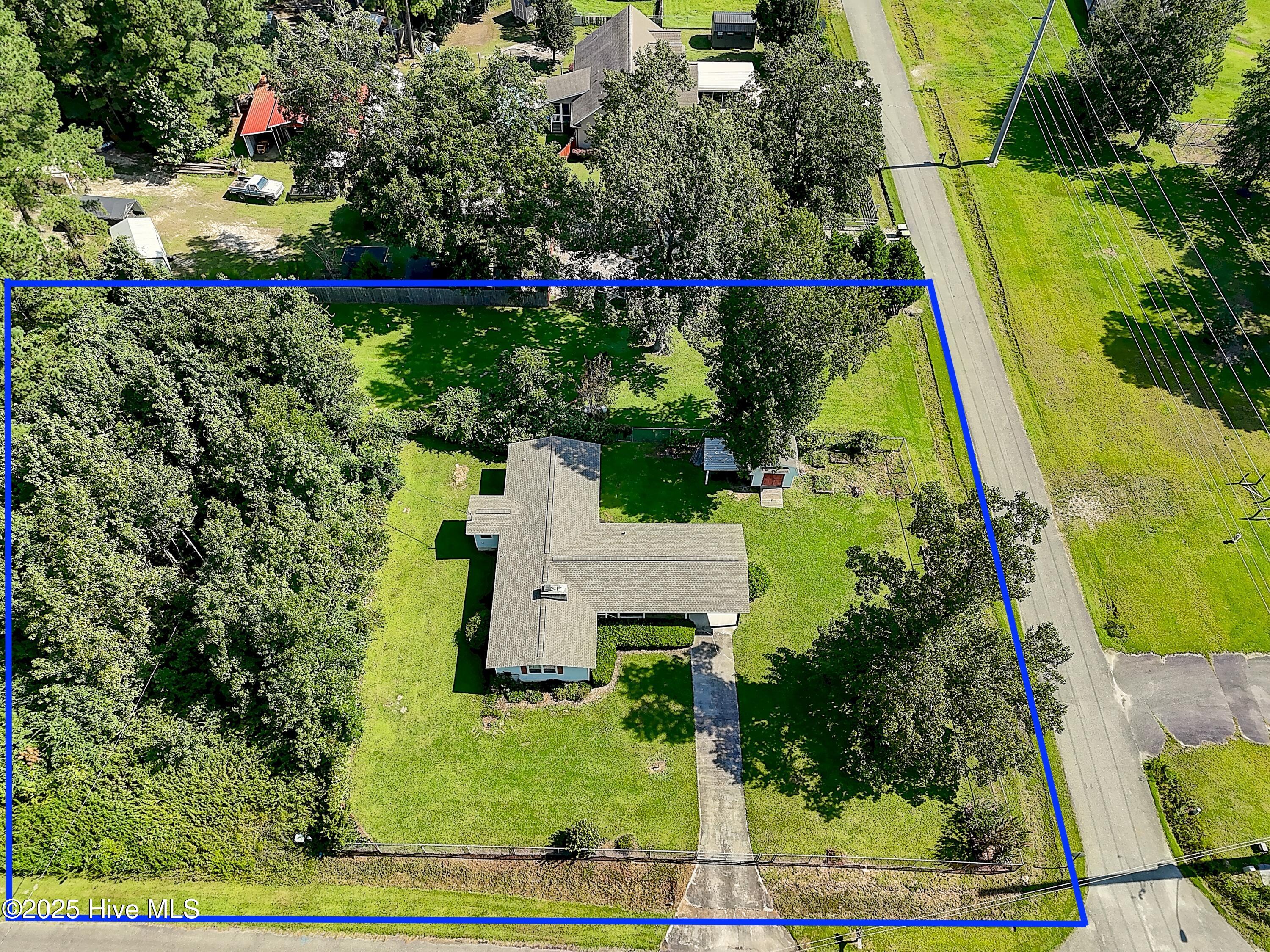 100525762 | Photo 28