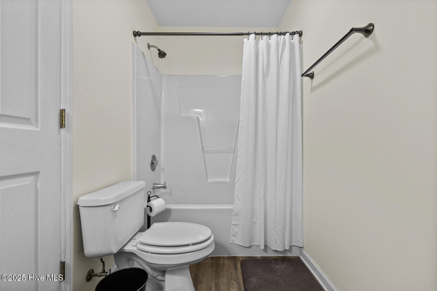 100507722 | Photo 30