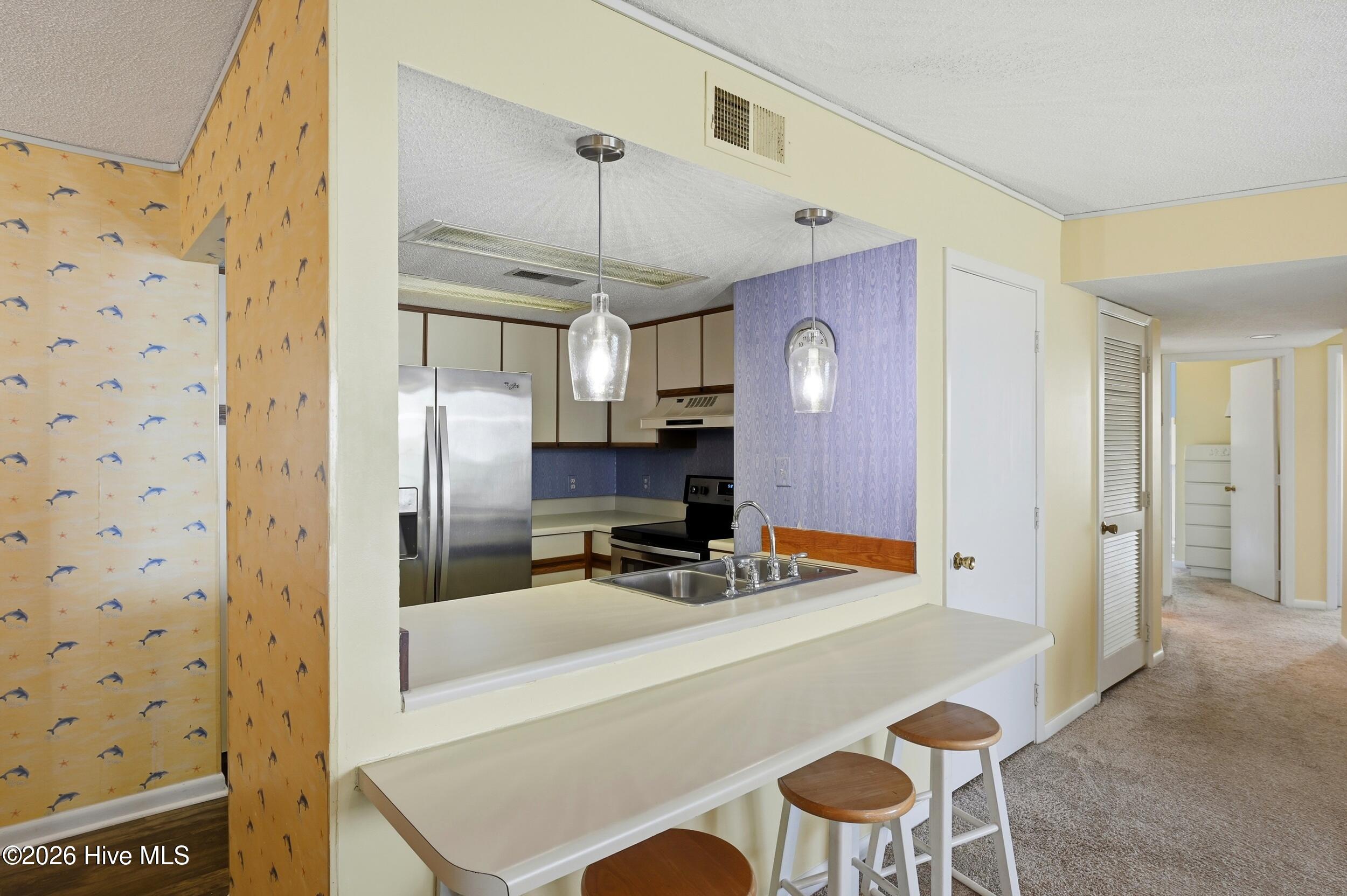 100563284 | Photo 12