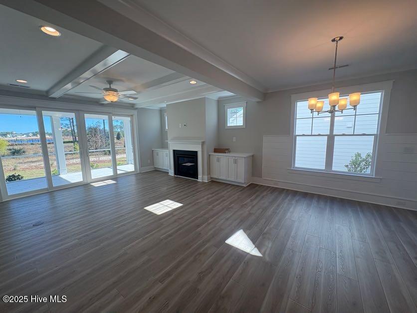 100519716 | Photo 10