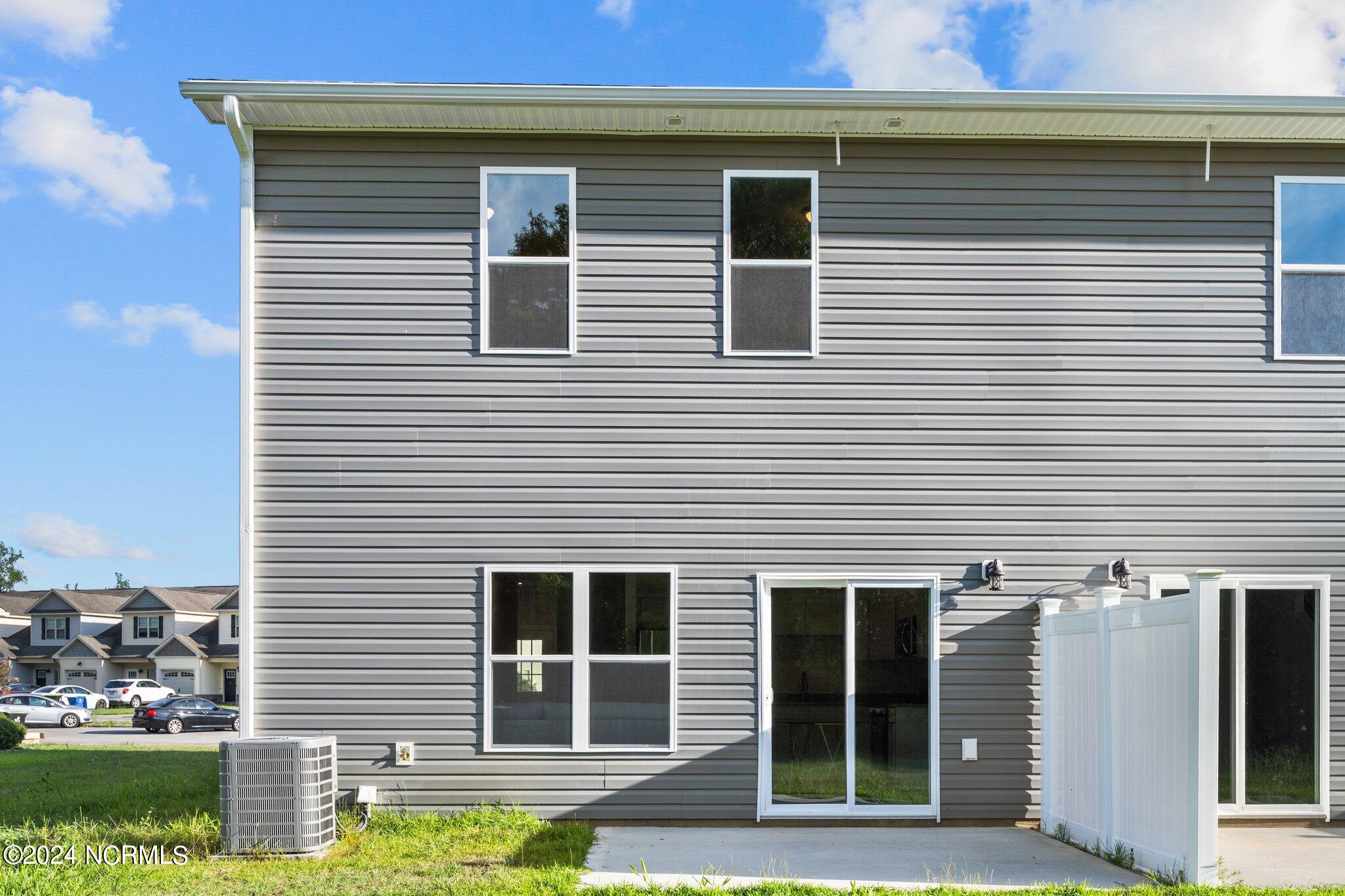 241 Winstead Loop, Richlands, NC, 28574