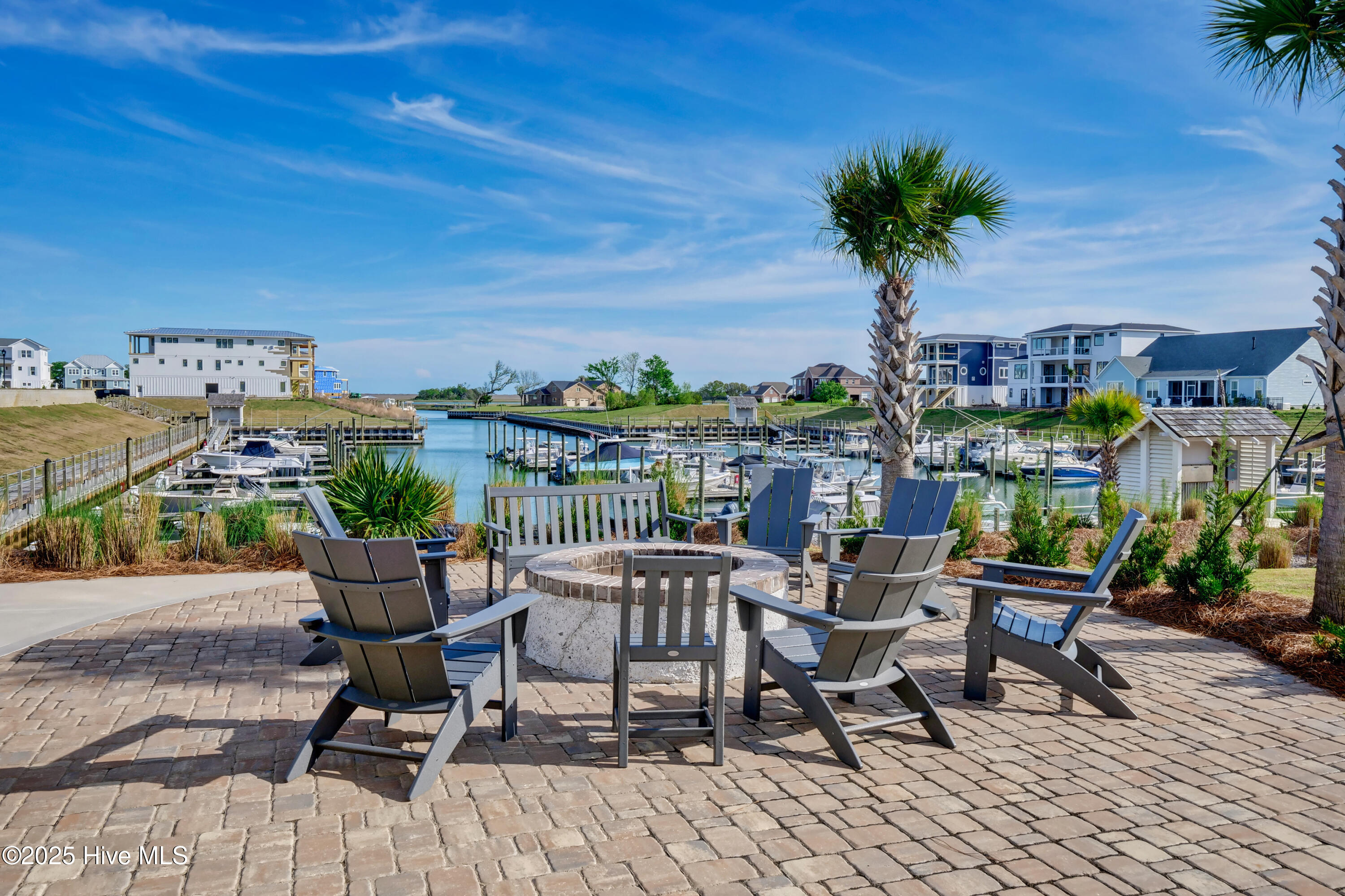 100557046 | Photo 43