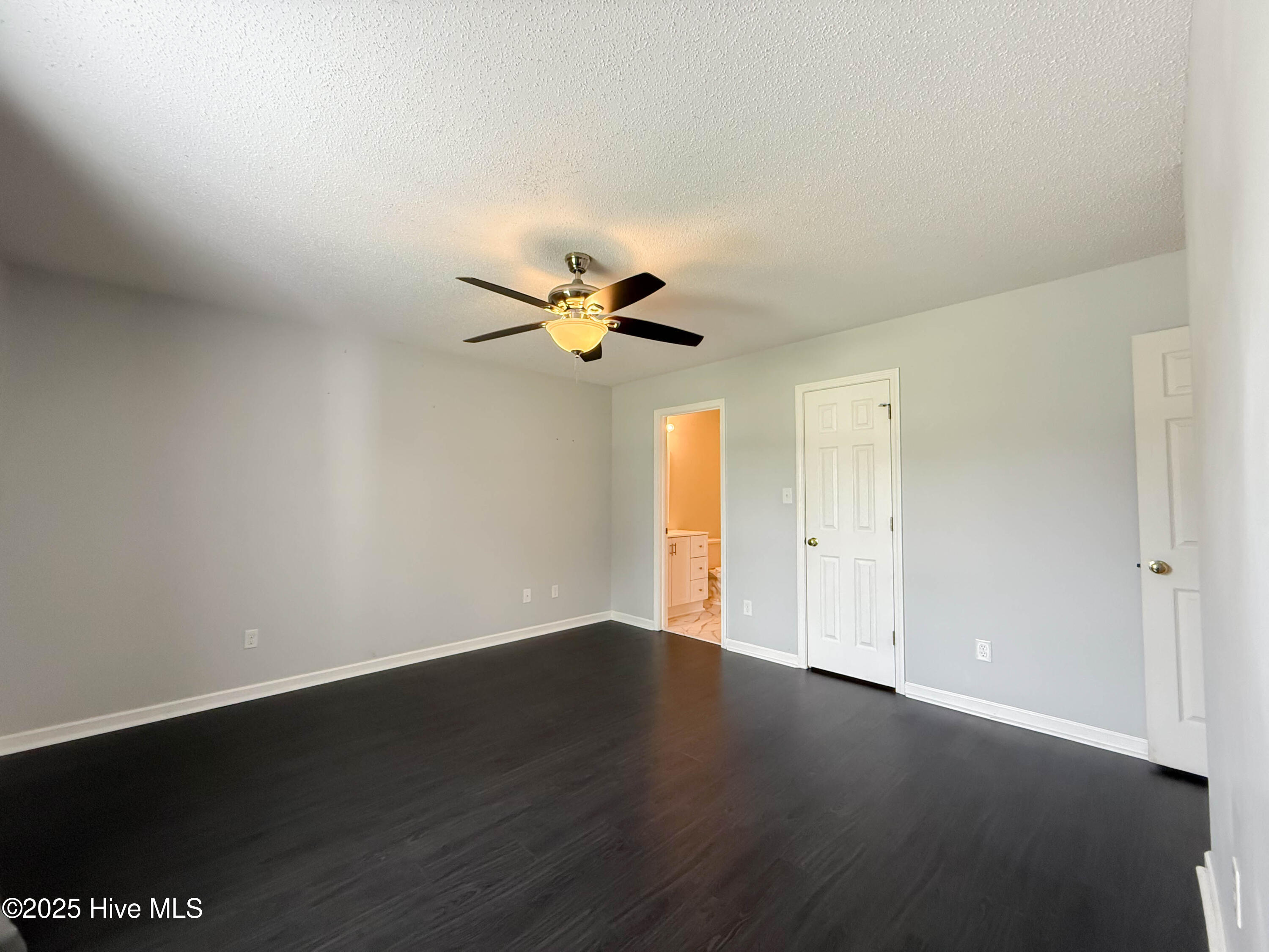 125 Kanton Drive, Jacksonville, NC 28540 – photo 16: Photo Sep 08 2025, 11 59 41 AM