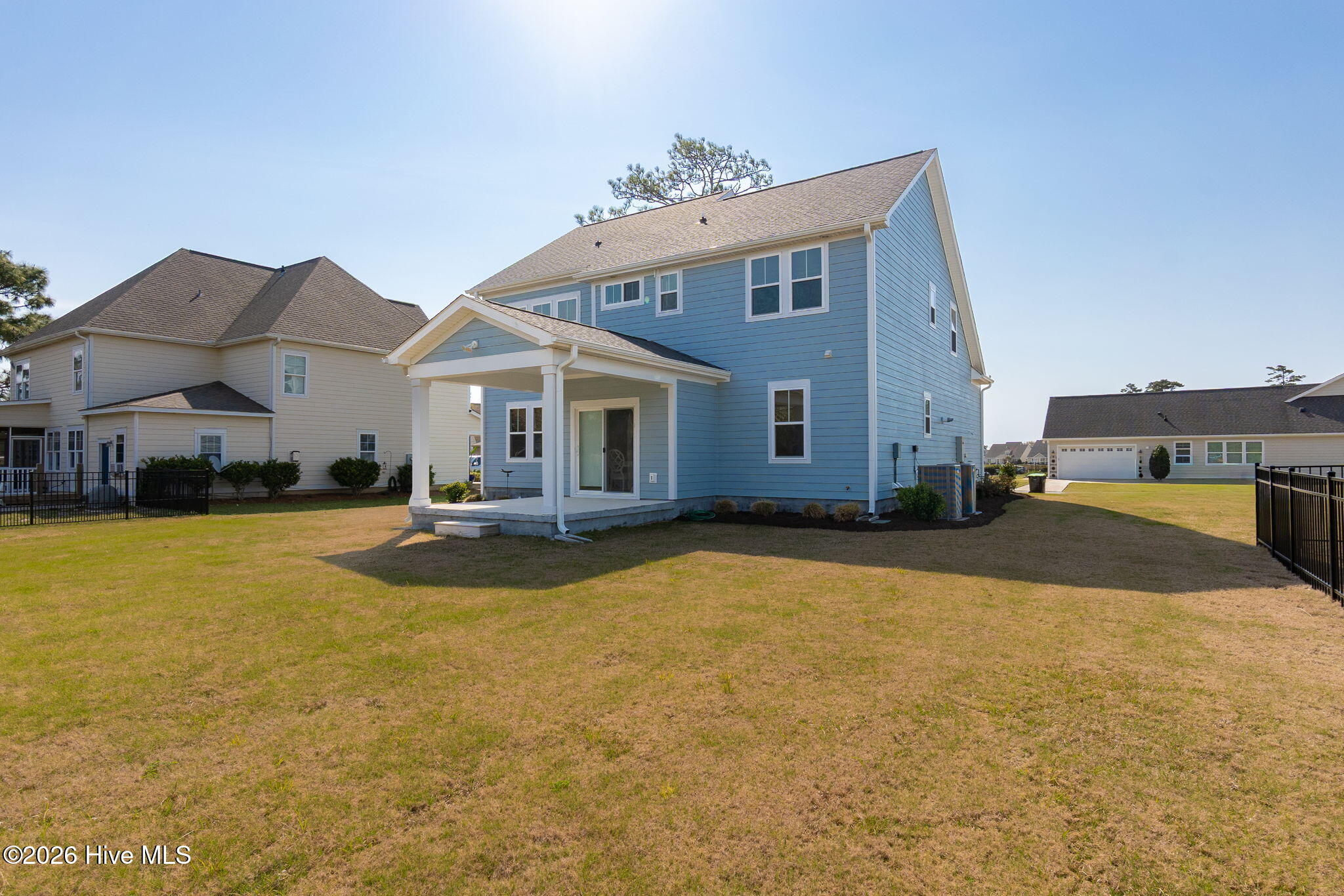 large-019d3eb8-778c-7178-8d73-6a10c820b0