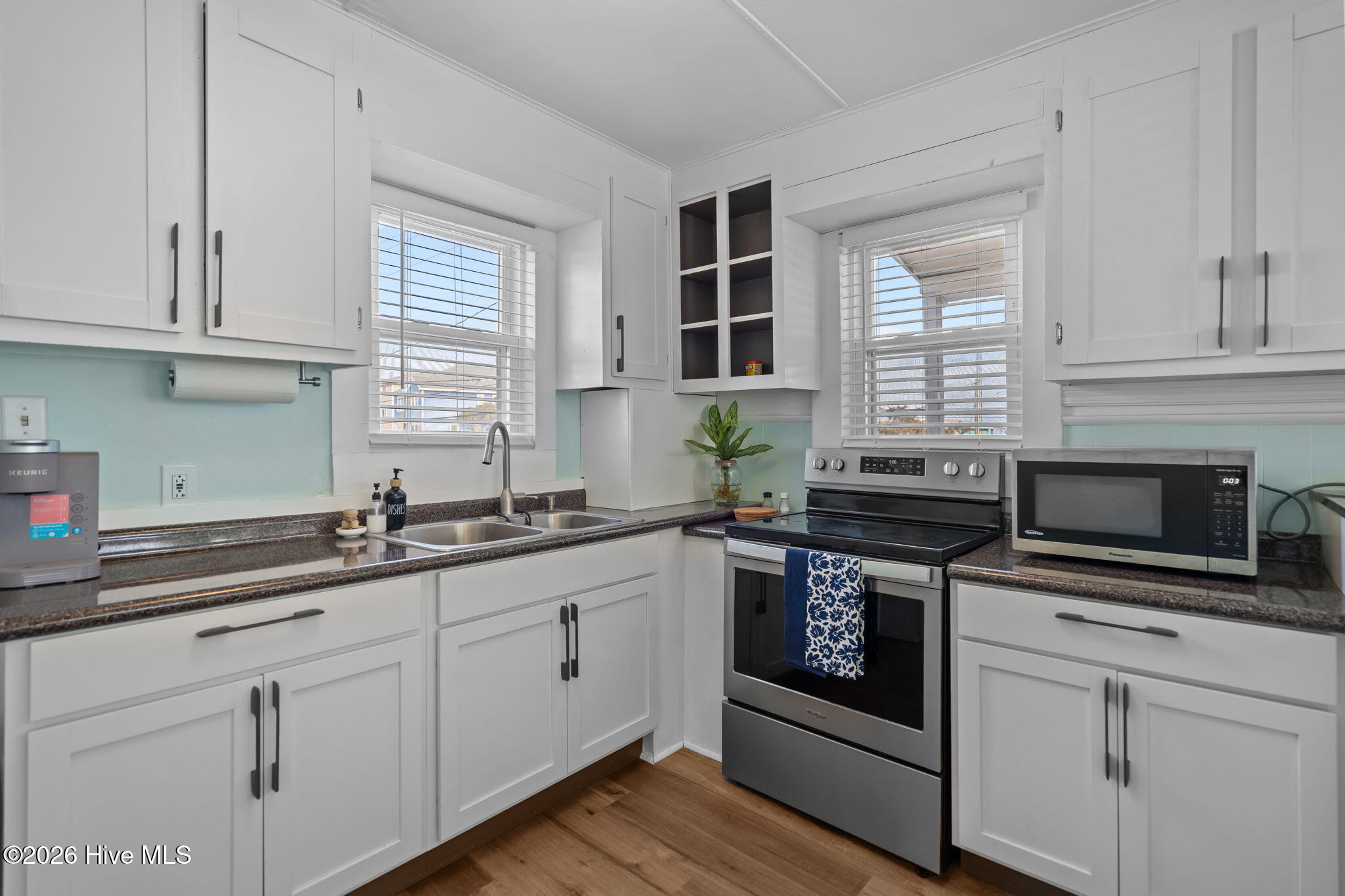 100552359 | Photo 29