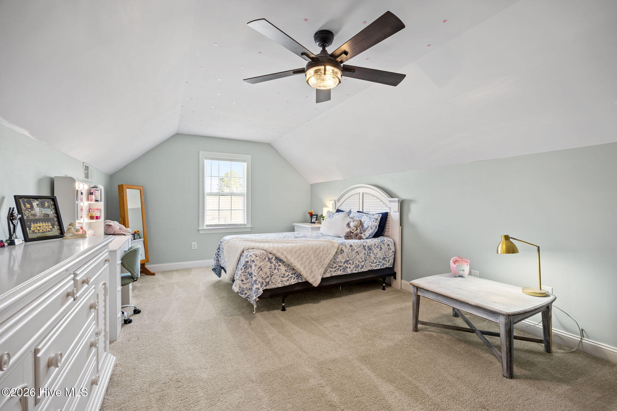 100558969 | Photo 46