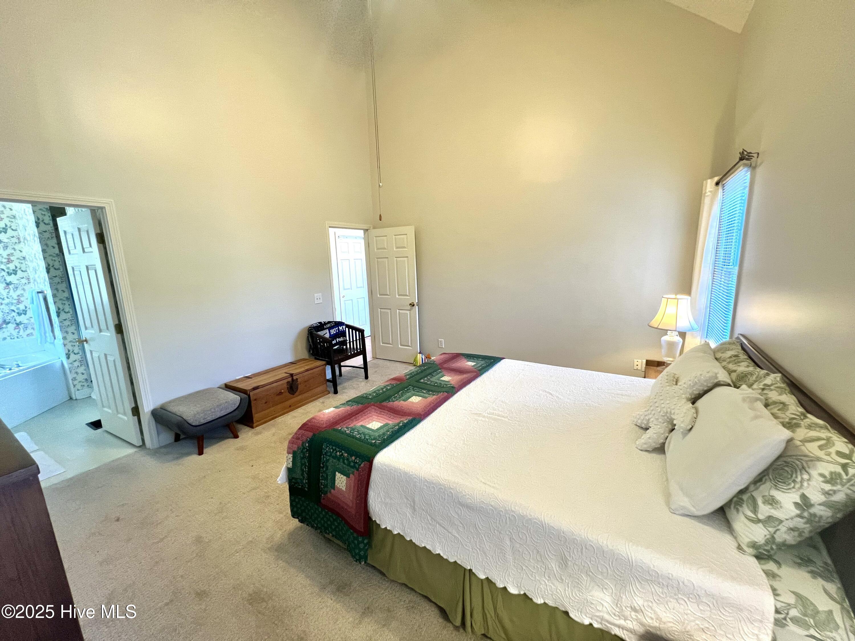 100531904 | Photo 18