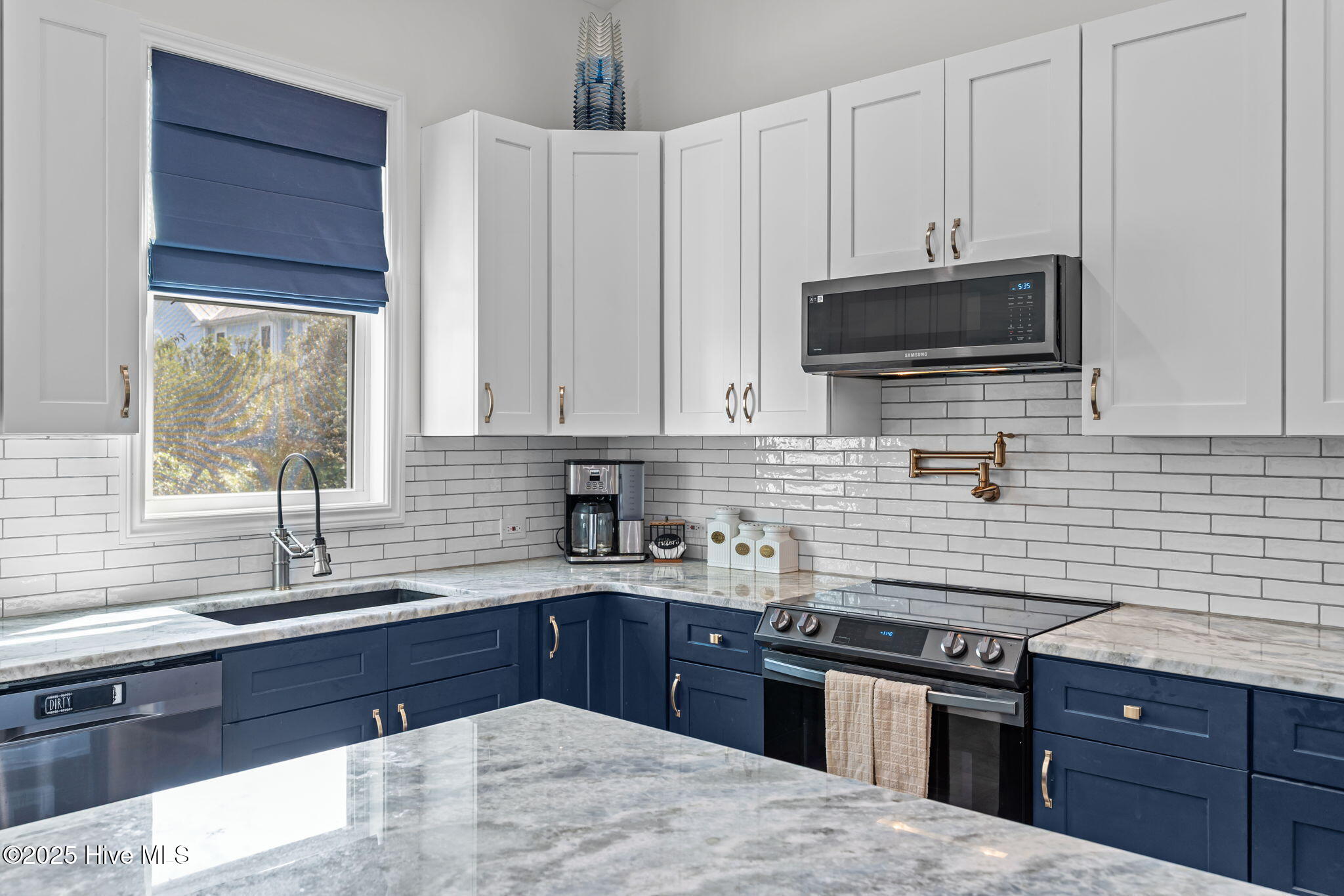 214 Mcglamery Street, Oak Island, NC, 28465