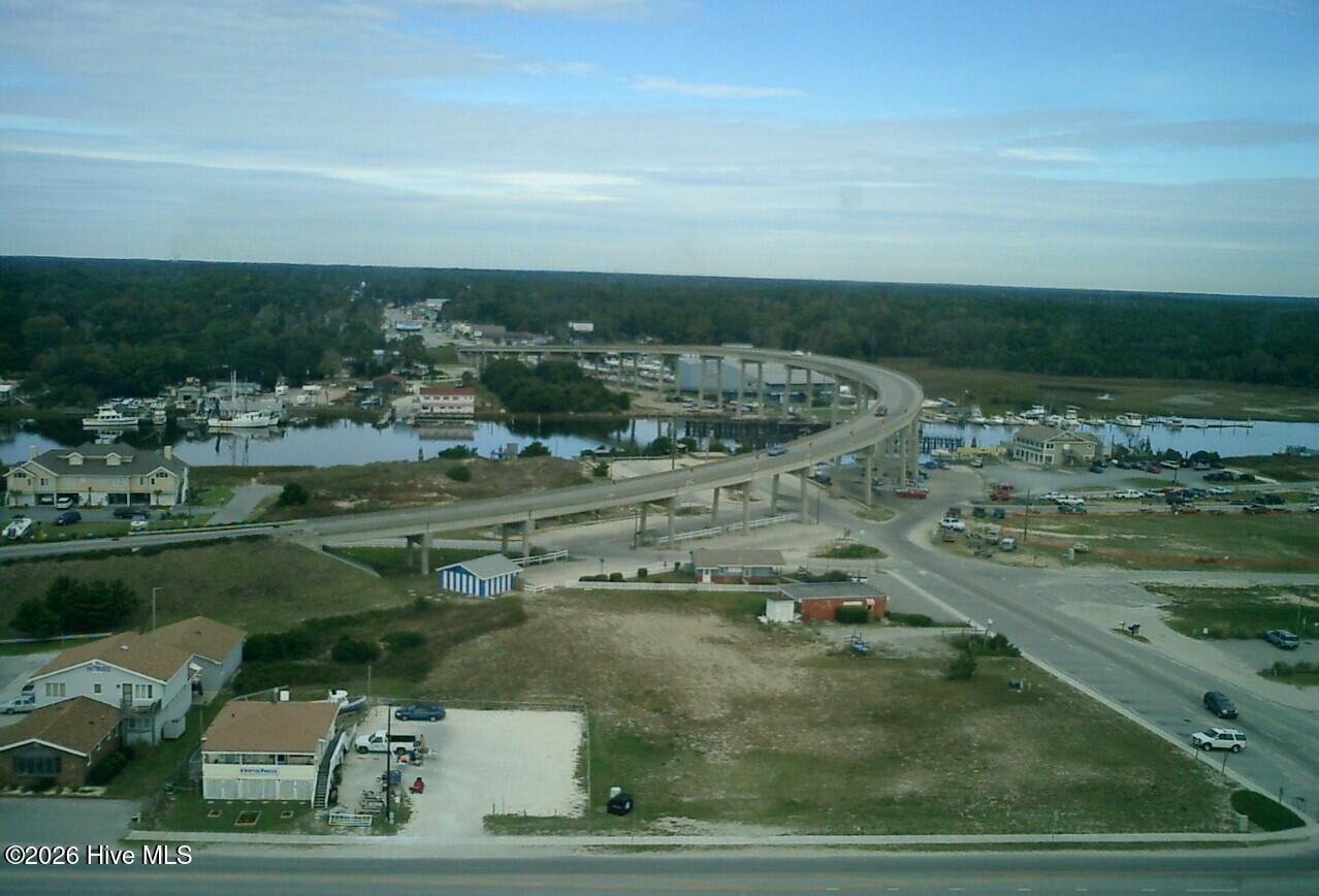 100558050 | Photo 10