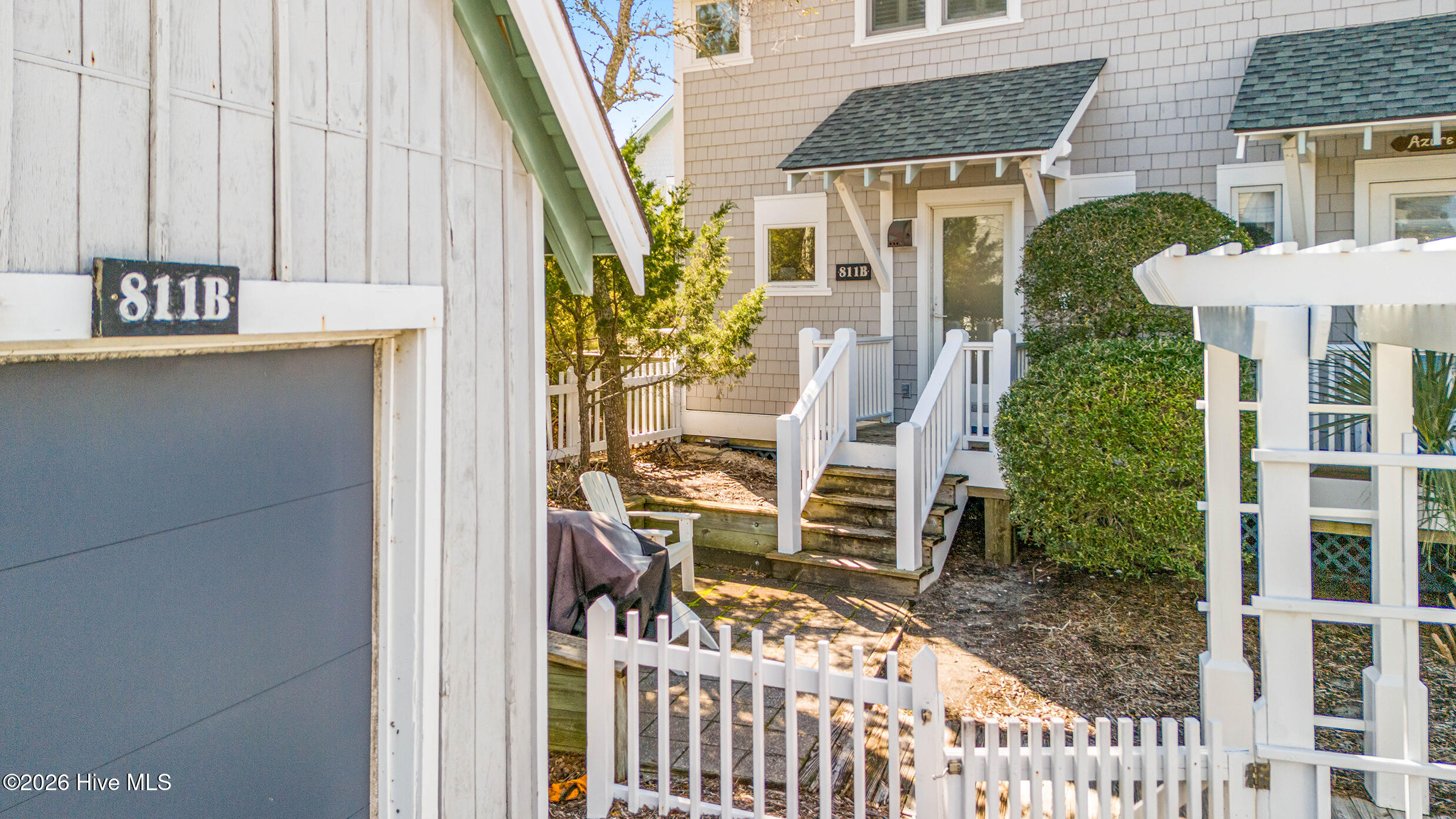 100553208 | Photo 10