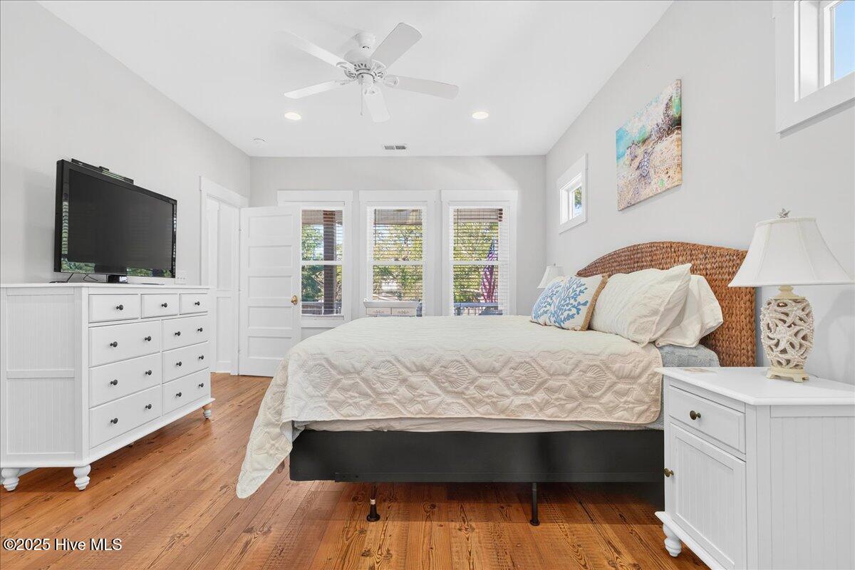 100541431 | Photo 28