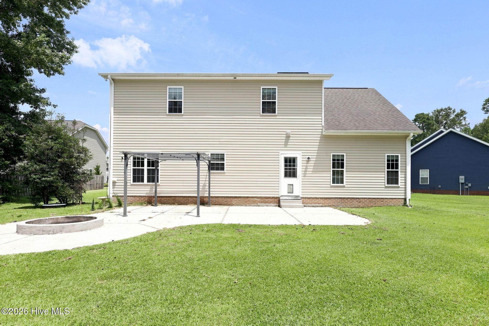 302 Squire Court,Maple Hill