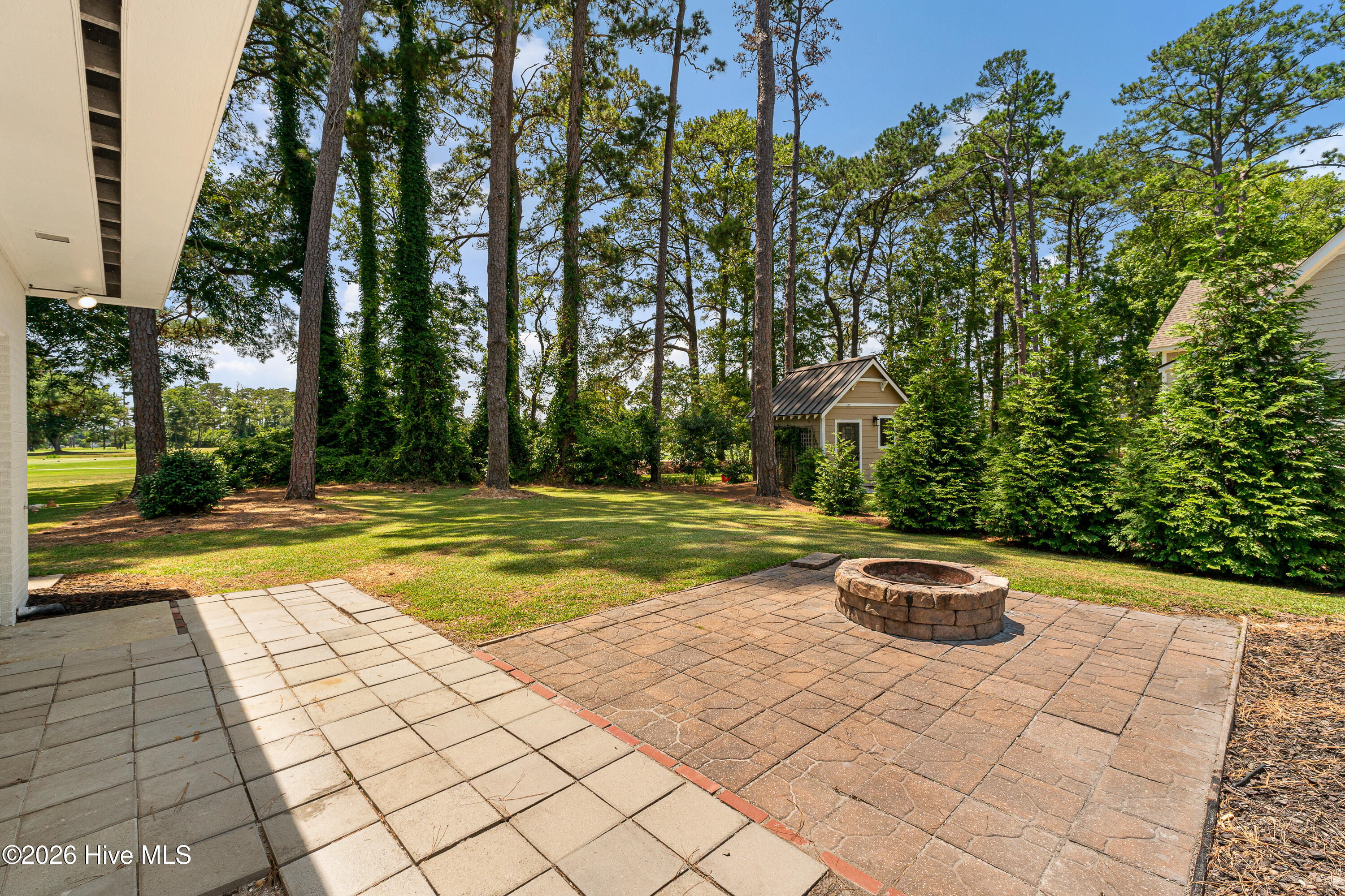 1705 River Drive,Morehead City