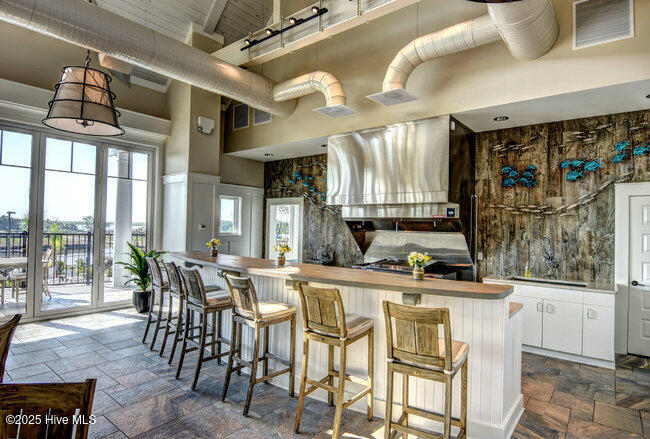 100504892 | Photo 40