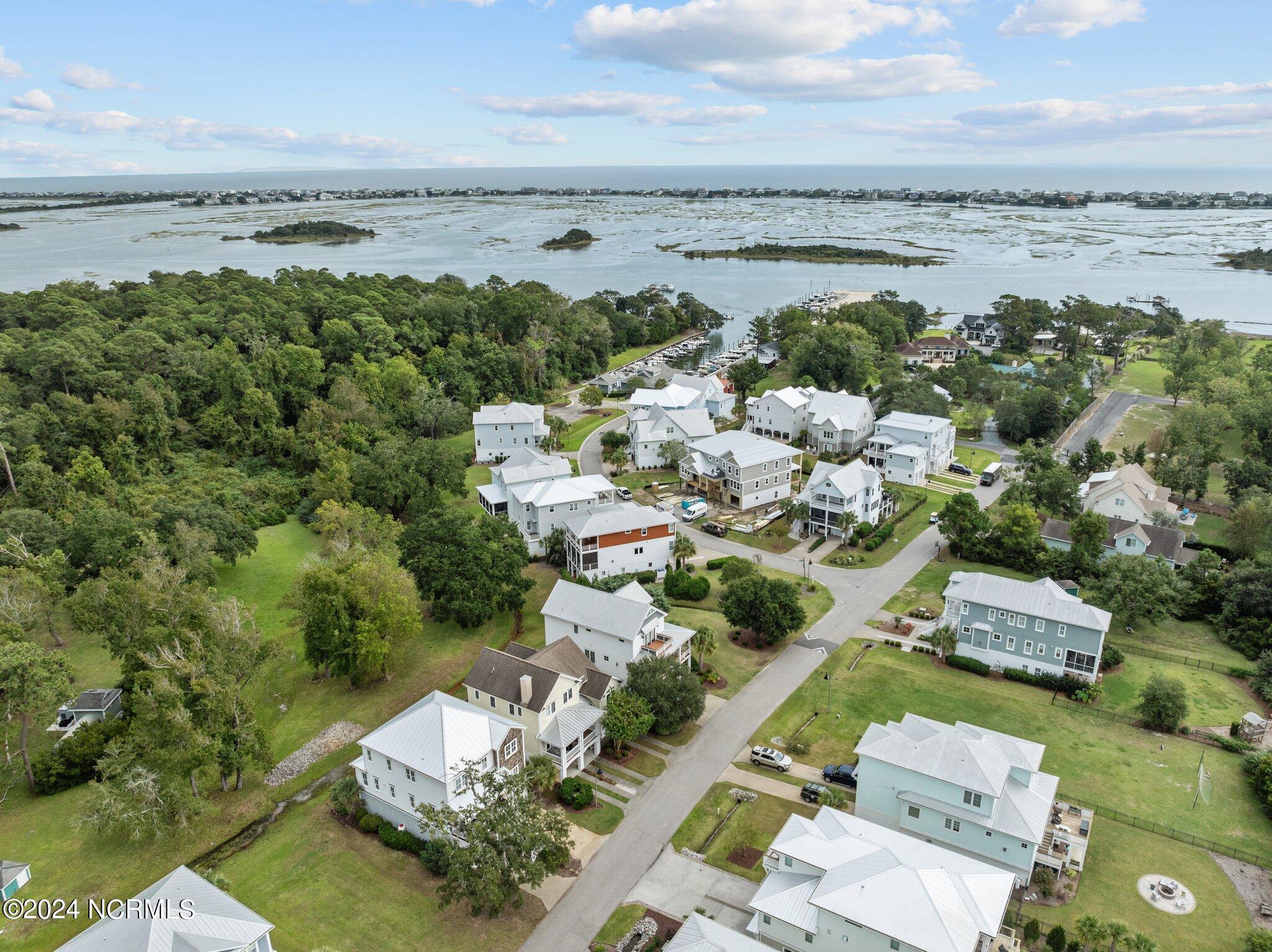 100556324 | Photo 45