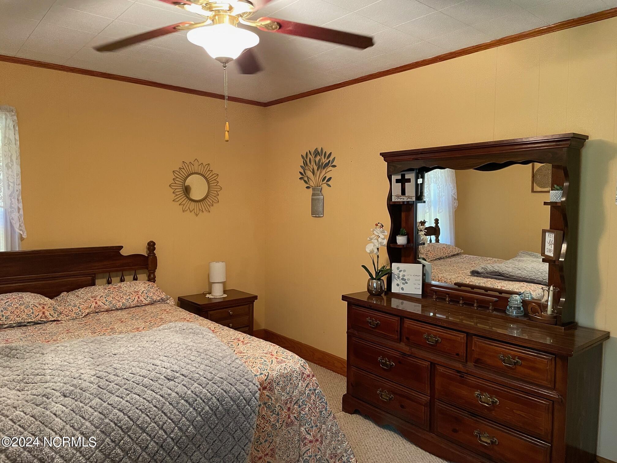 152 W Bayshore Drive,Cedar Island