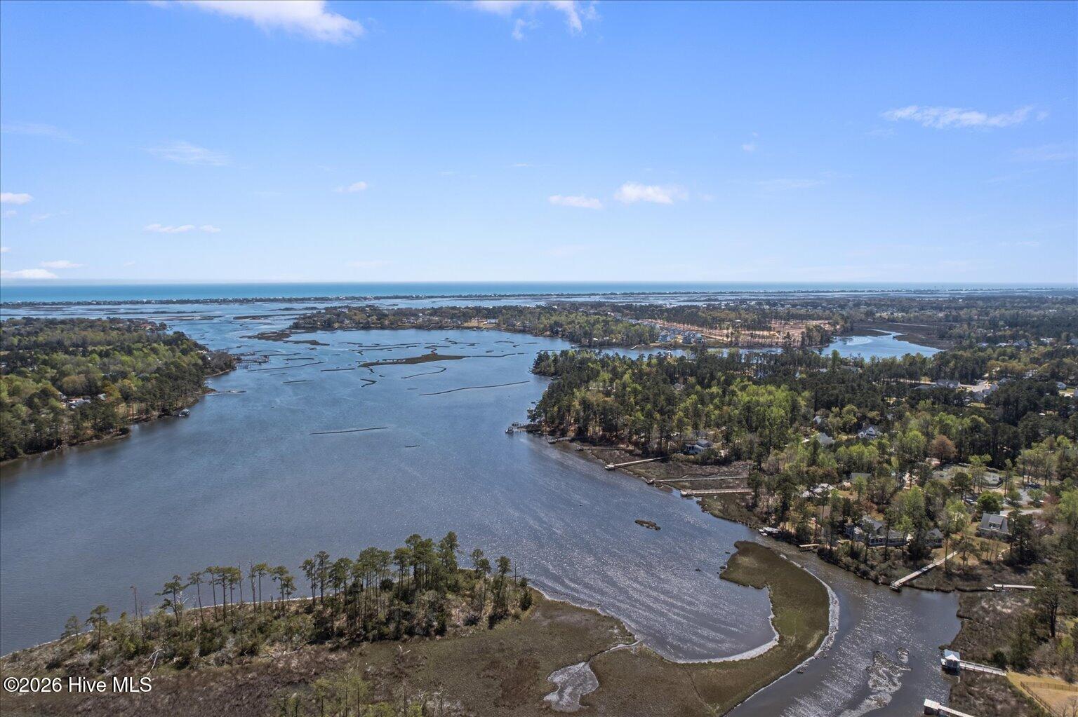 100564085 | Photo 49