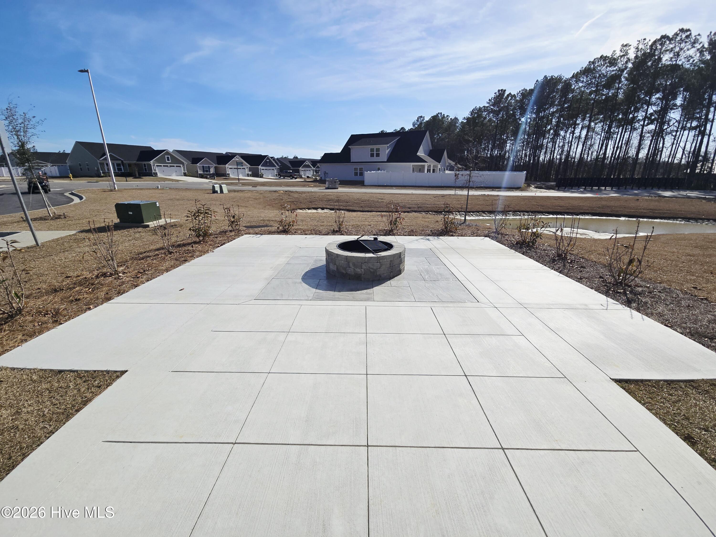 100548726 | Photo 28