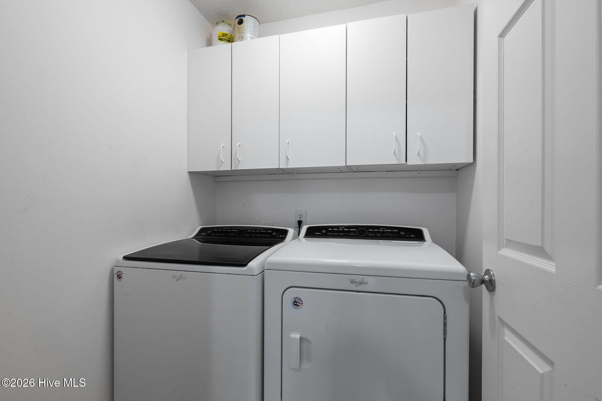 100554027 | Photo 10