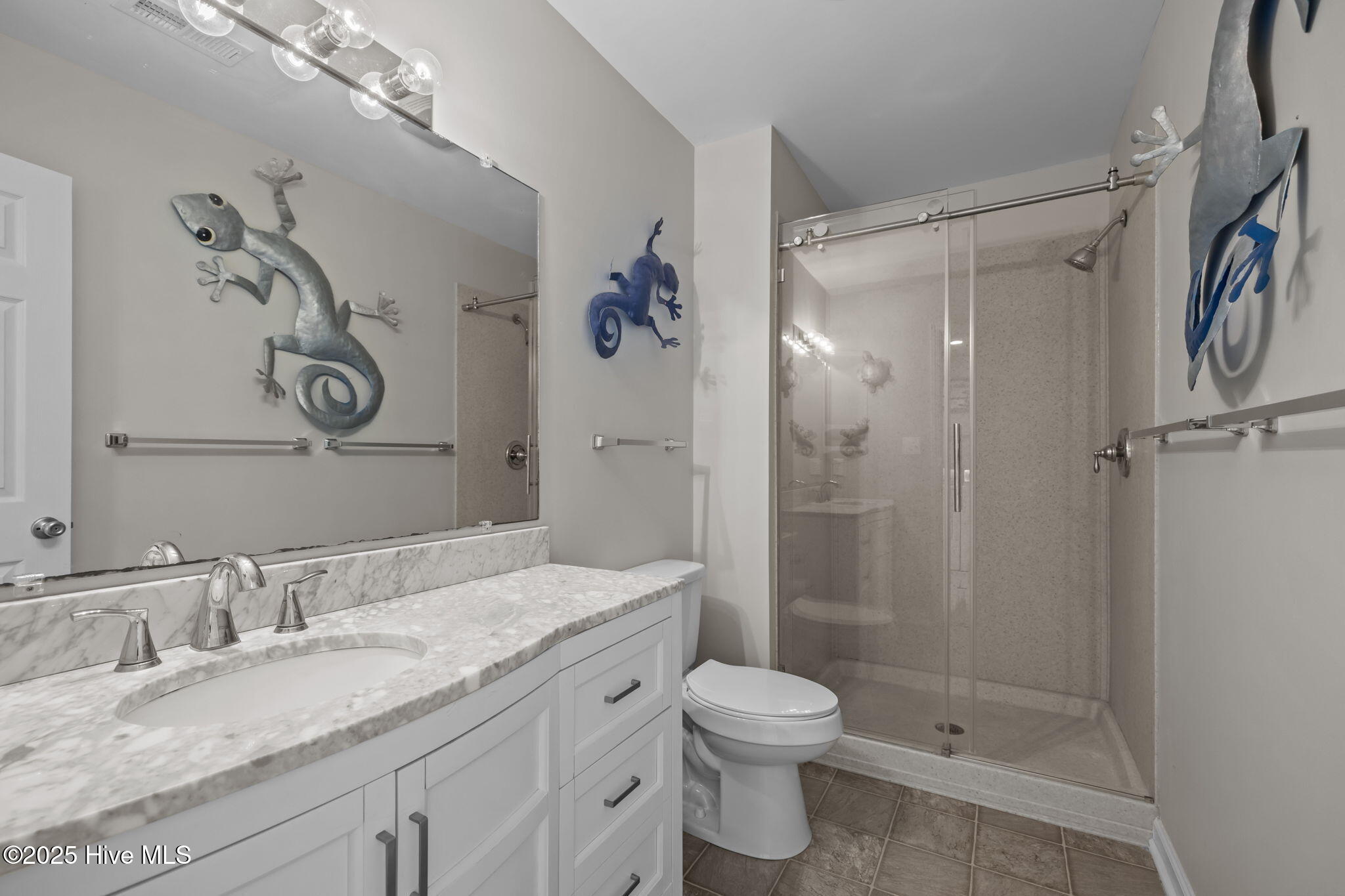 100545212 | Photo 26