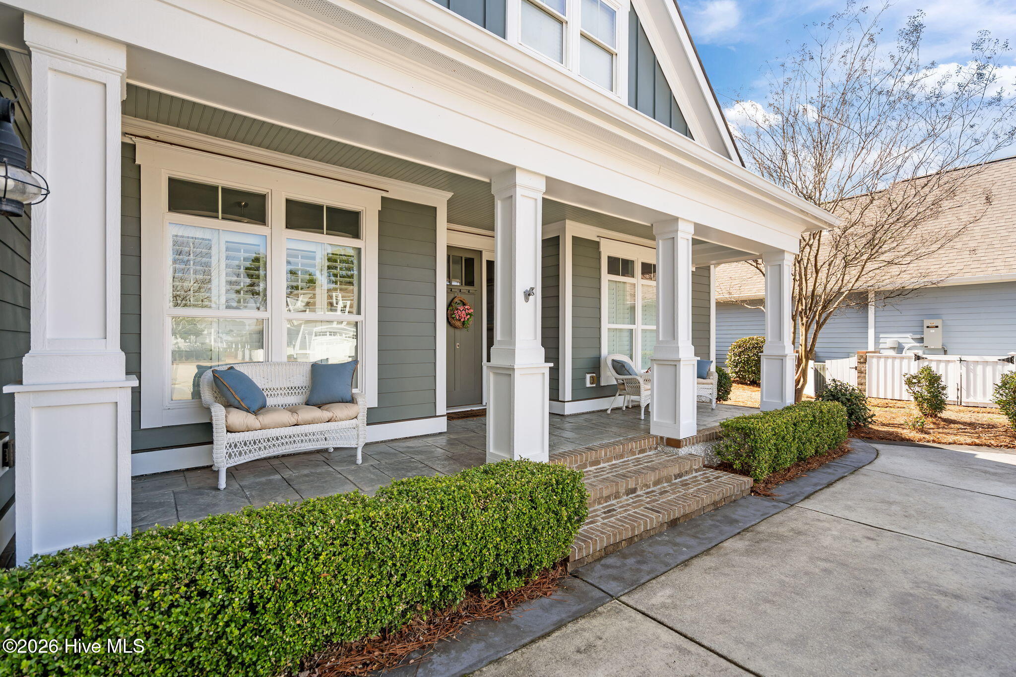 100557705 | Photo 57