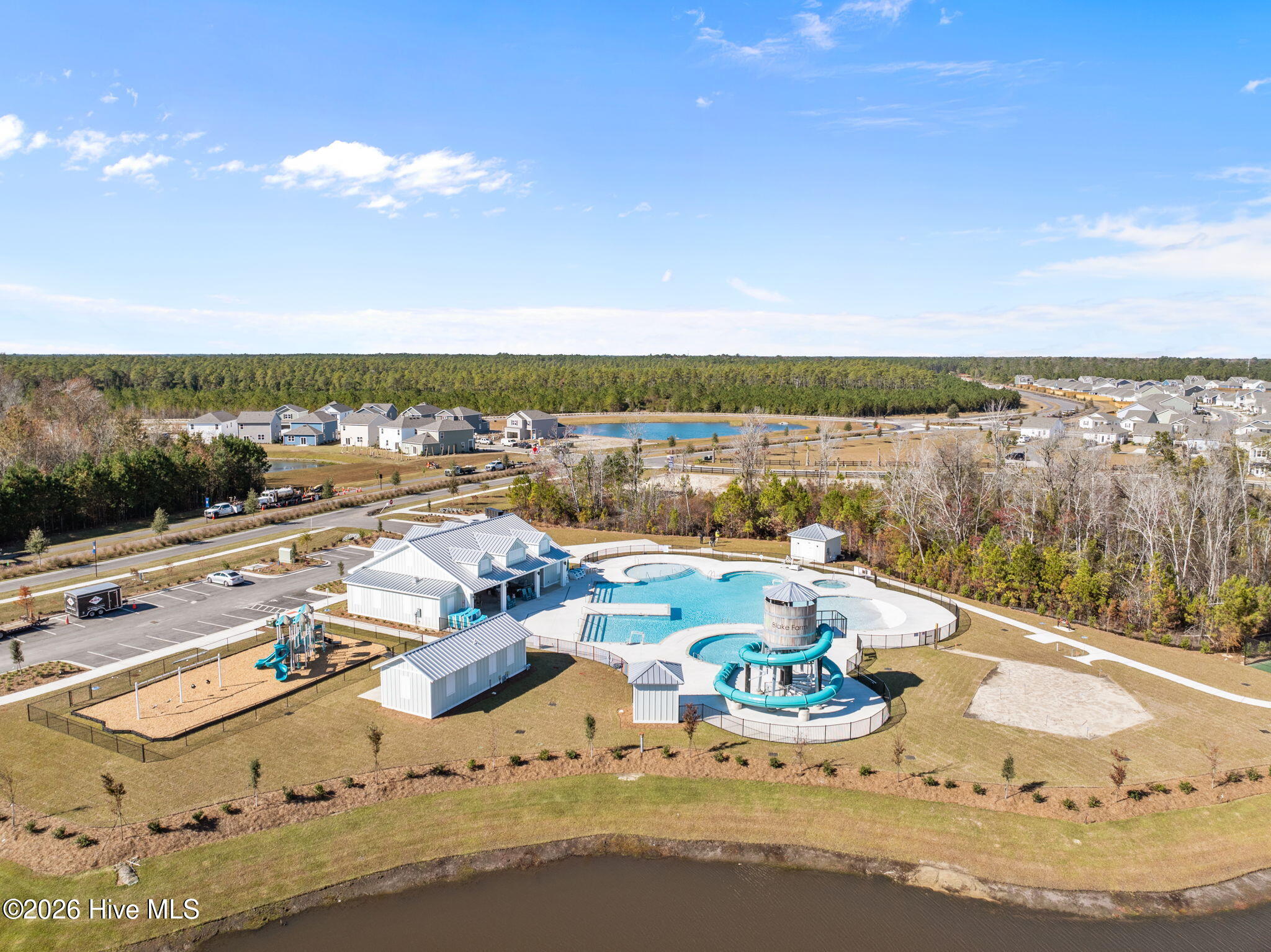 100548880 | Photo 59