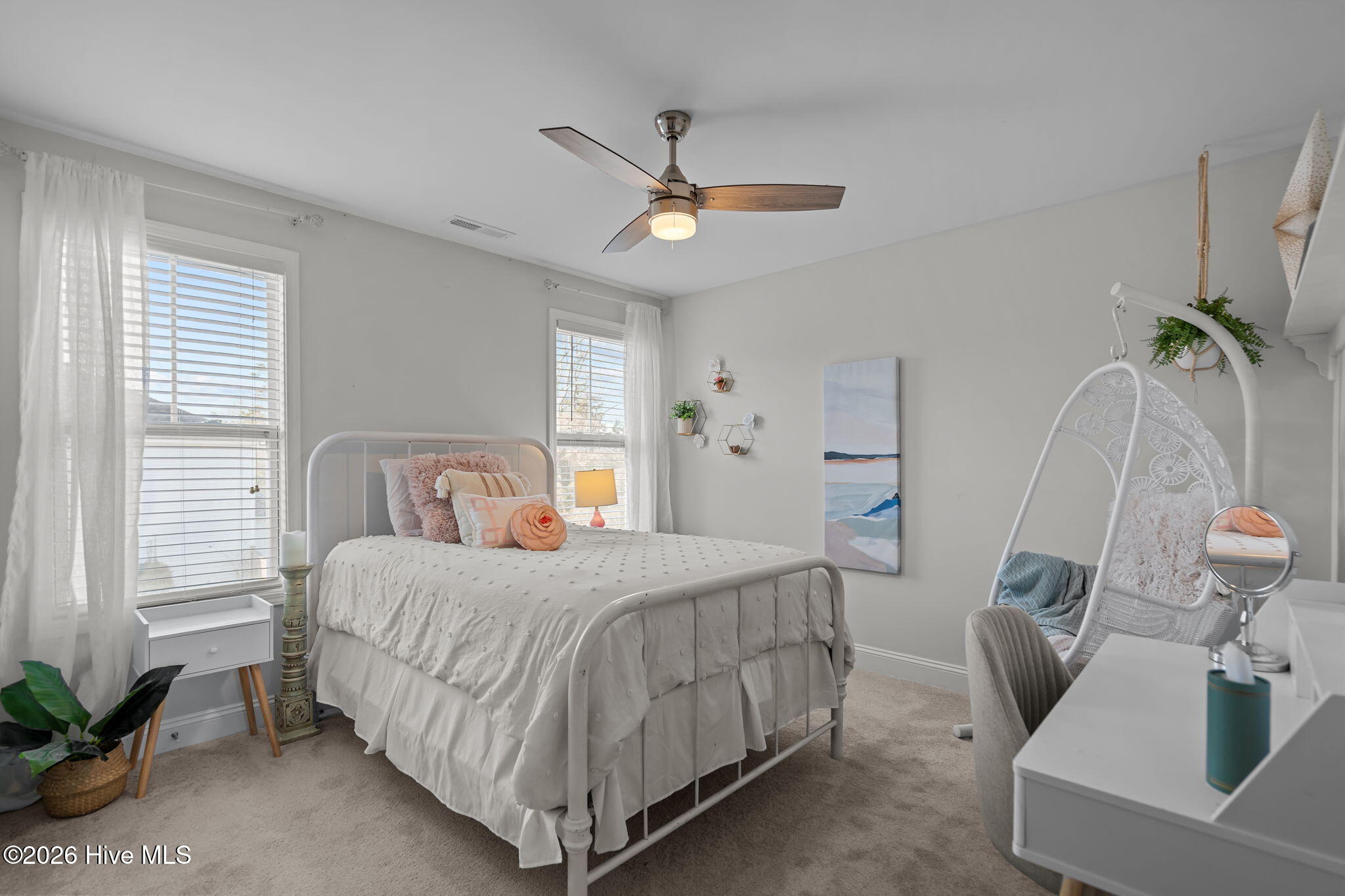 100551440 | Photo 32