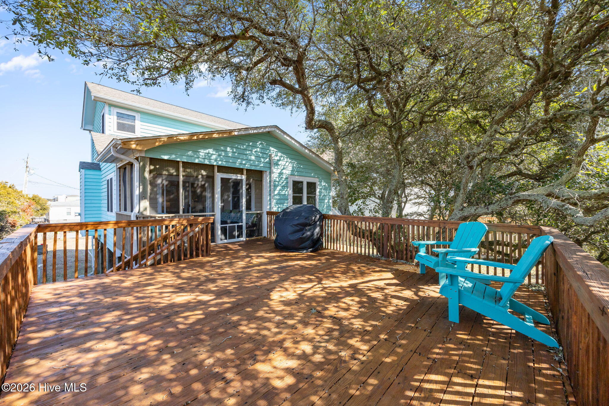 100553918 | Photo 37