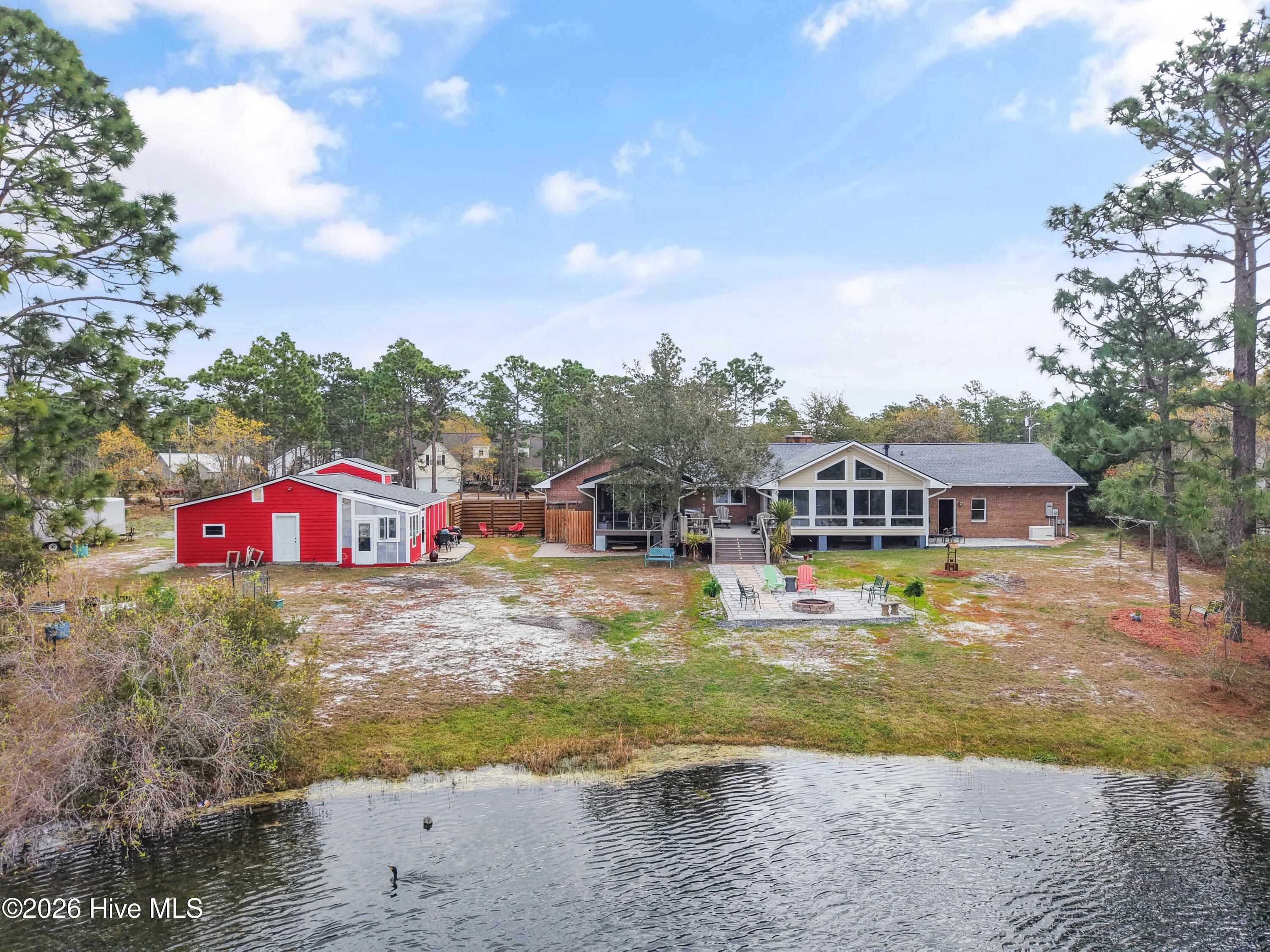 100564925 | Photo 32