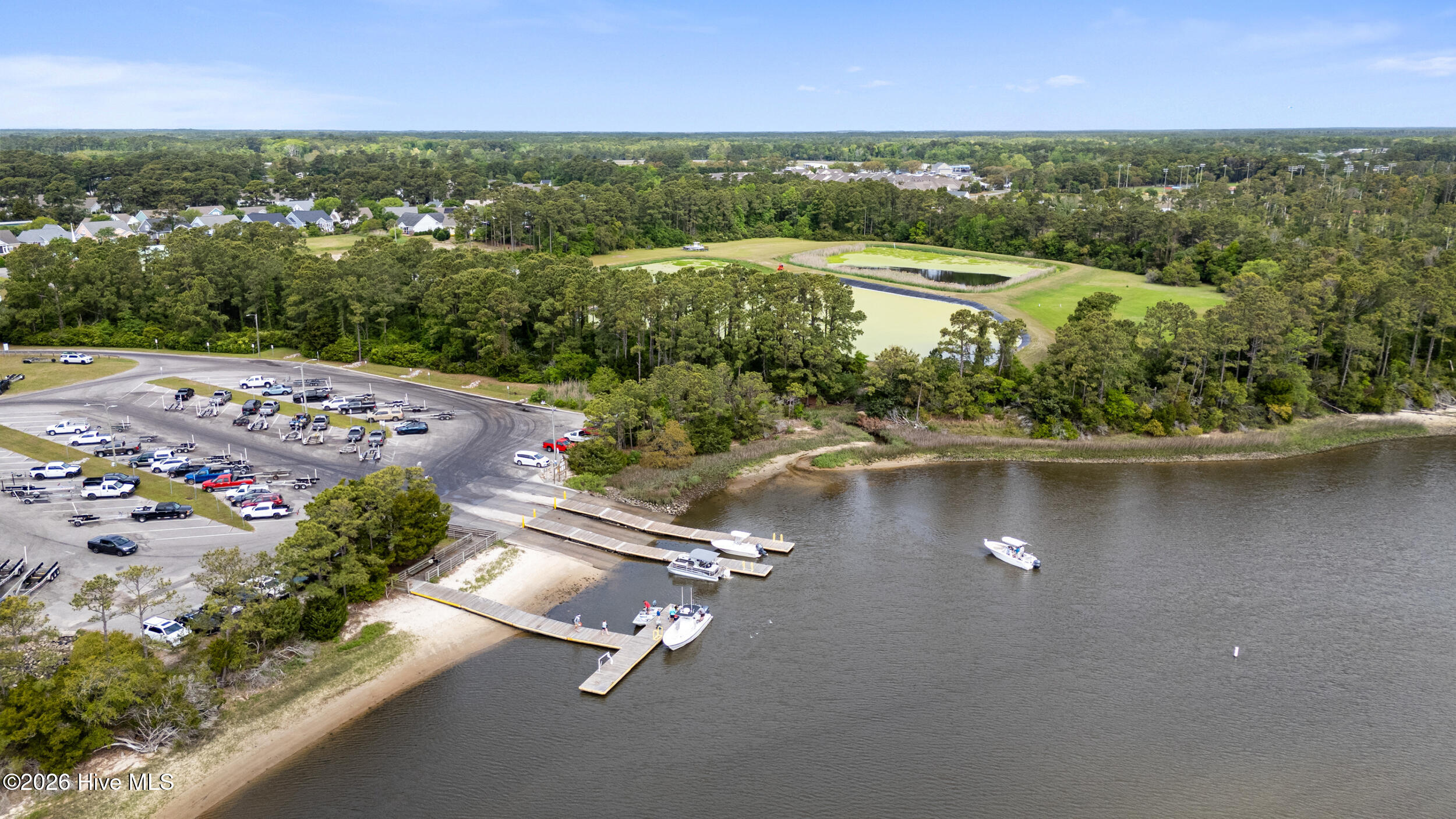 100567739 | Photo 24