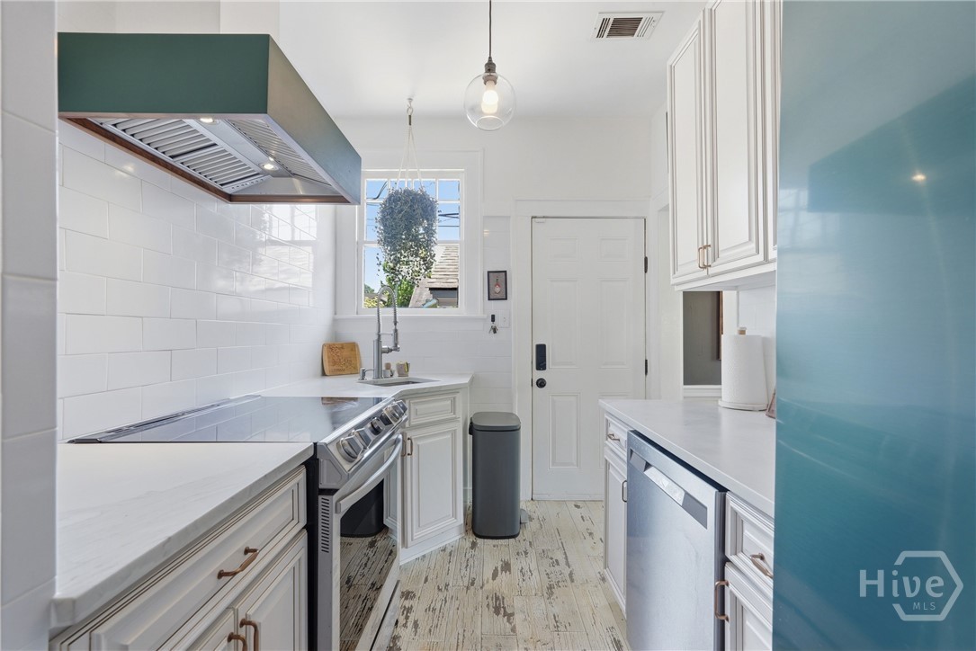 801 E 37th Street, Savannah, GA 31401 Listing Photo  16