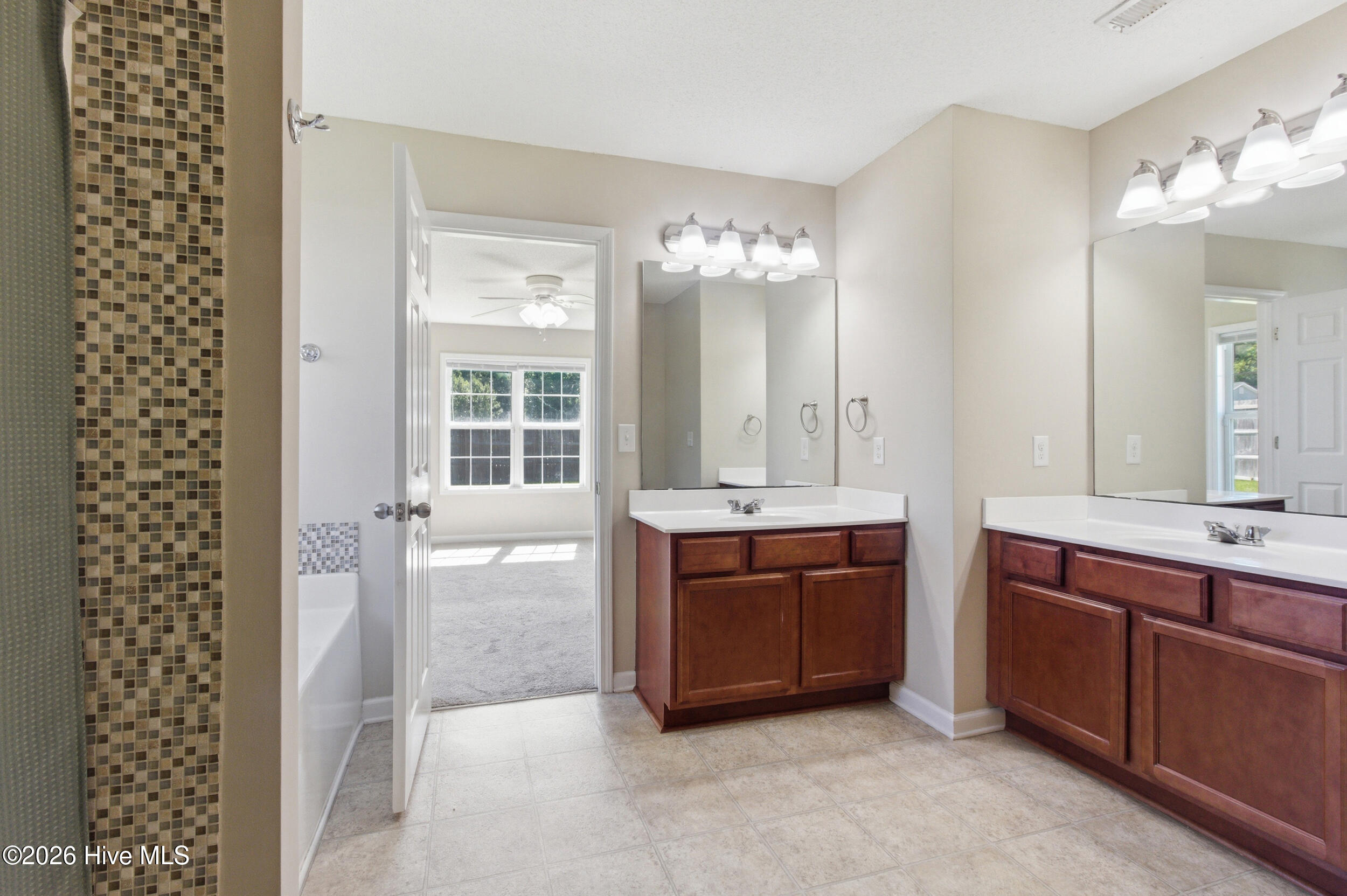 2803 Lathams Battery Drive,New Bern