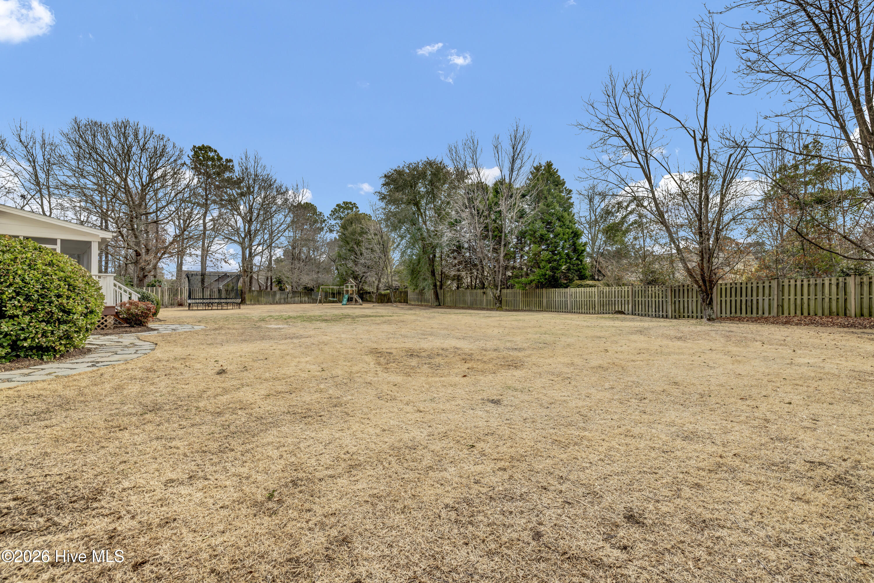 100555649 | Photo 41