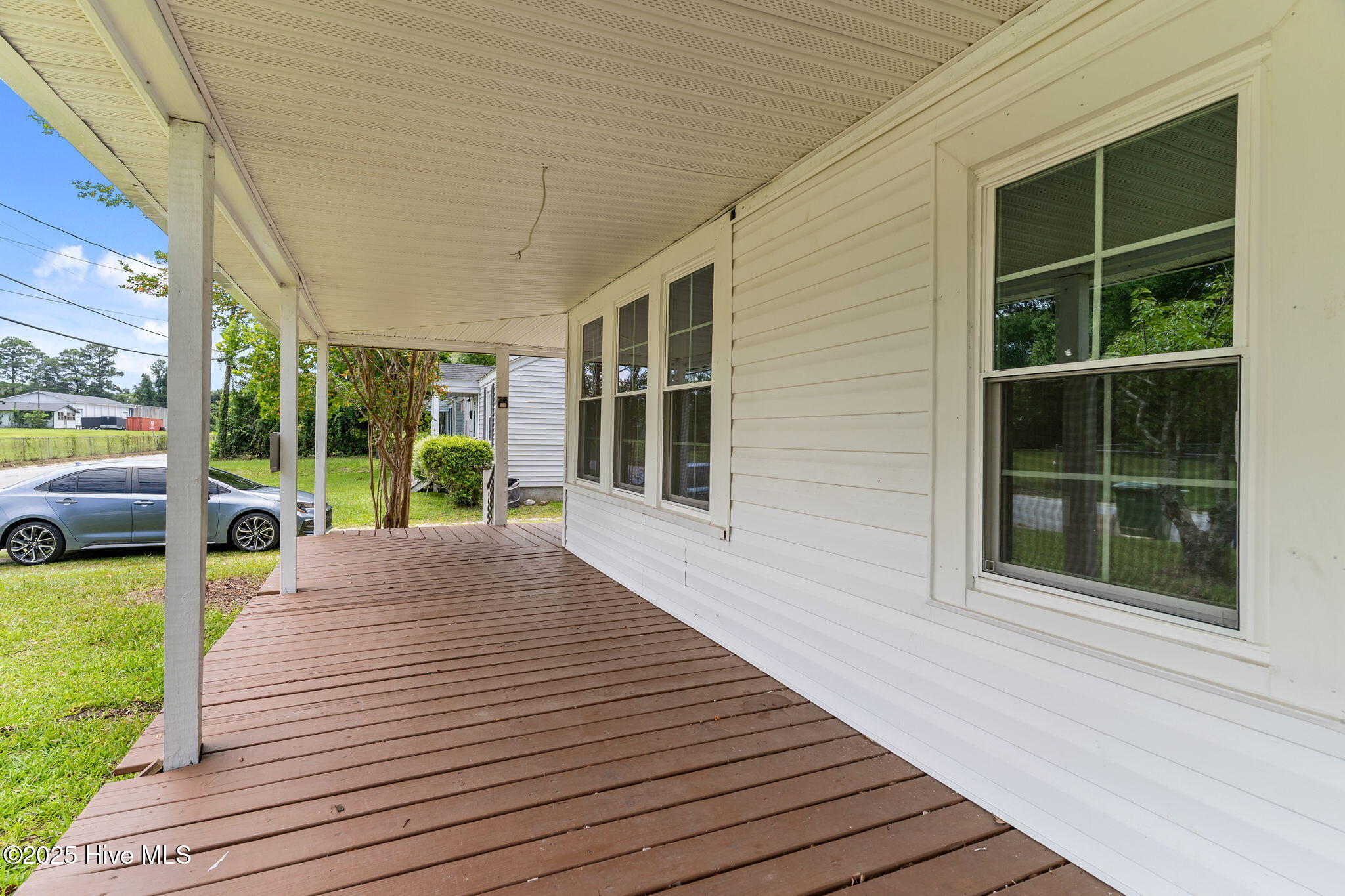 100556871 | Photo 36