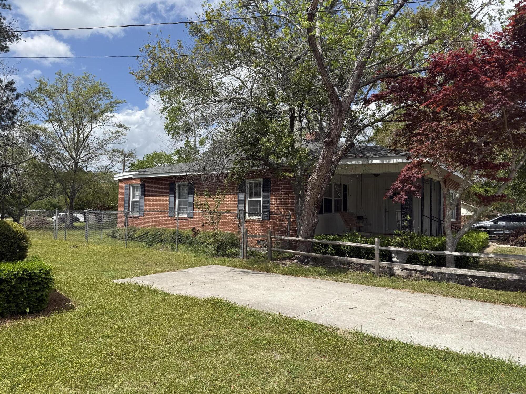 Homes for sale in Millen, GA | 641 S Masonic St, Millen, GA 30442 | MLS# 98257183
