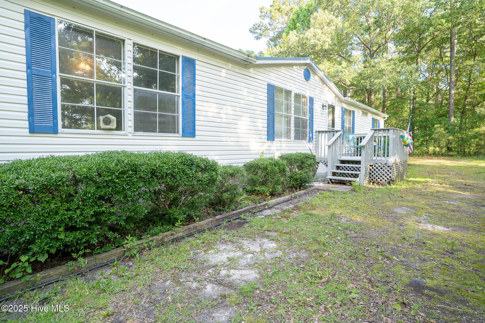 100513589 | Photo 25